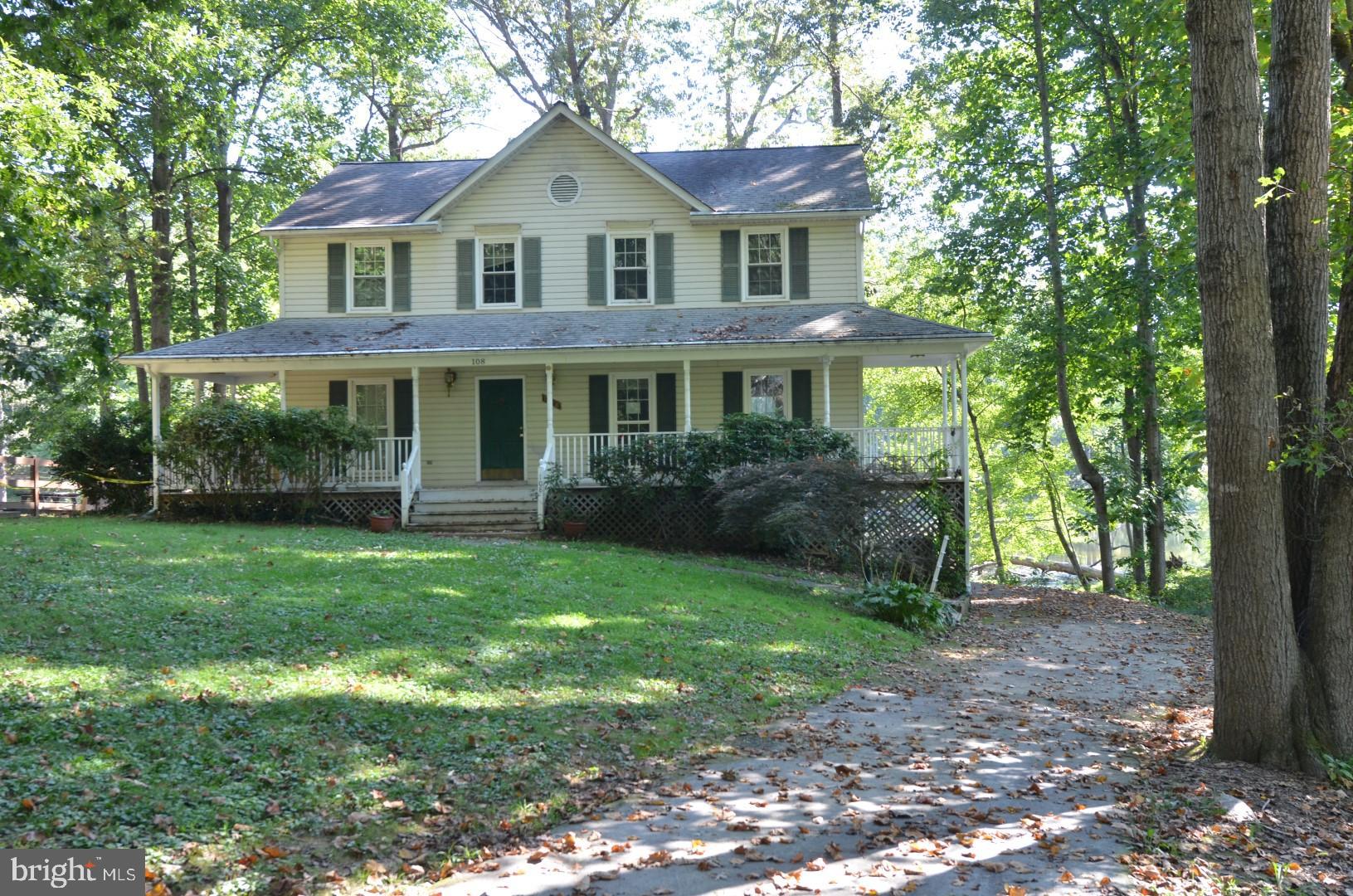 HIDDEN LAKE - Residential