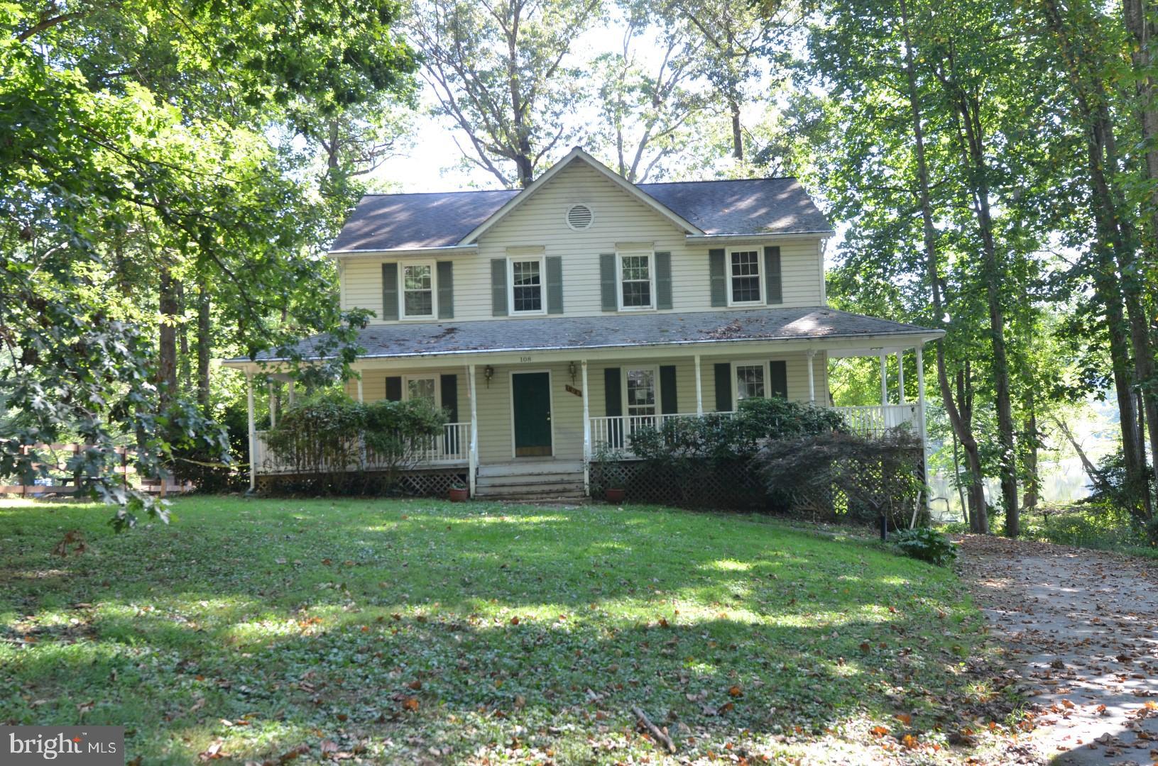 HIDDEN LAKE - Residential