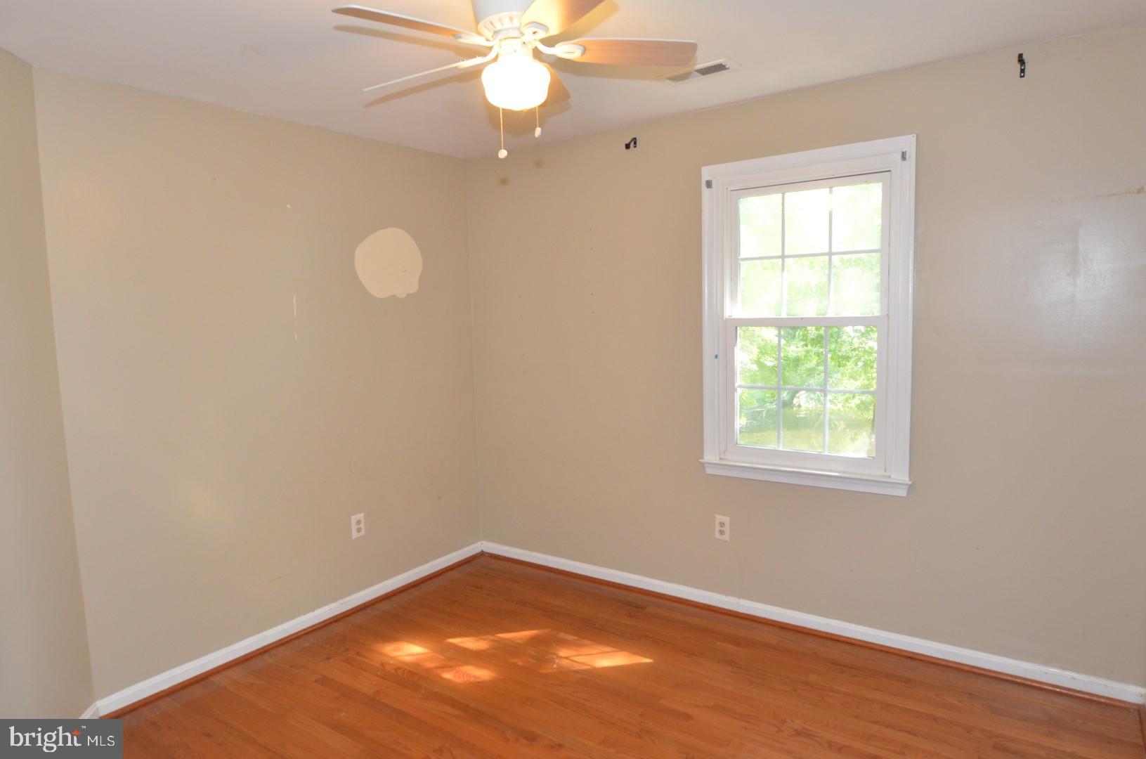 HIDDEN LAKE - Residential