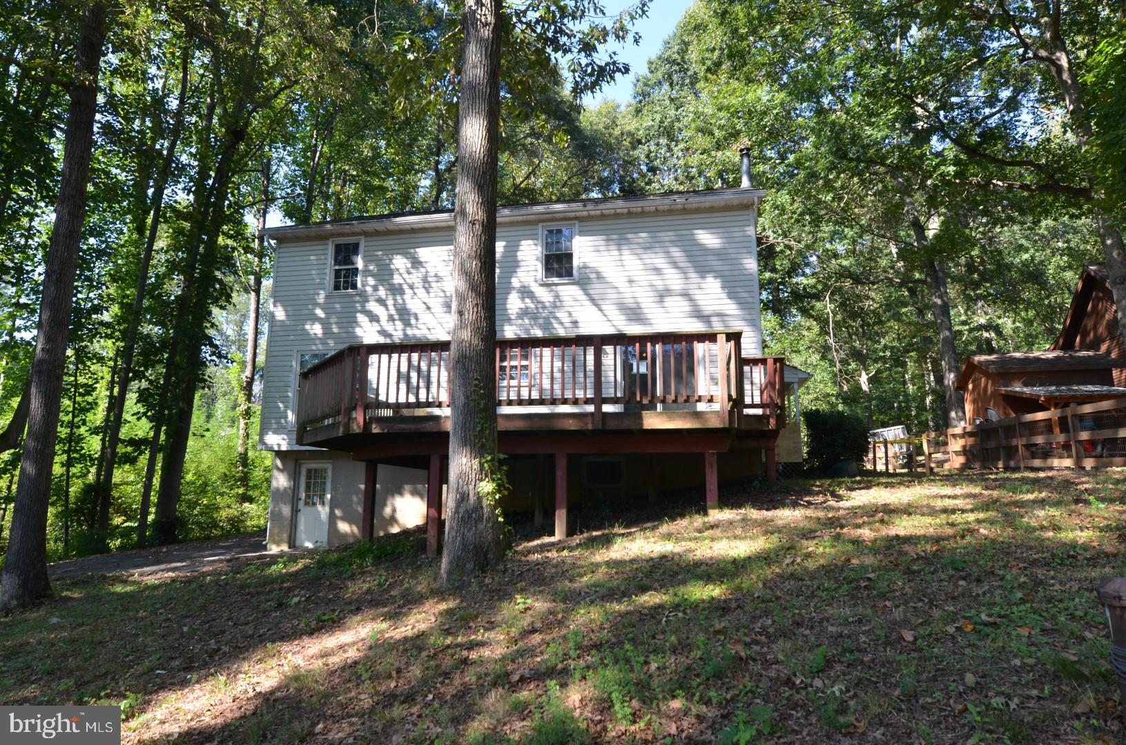 HIDDEN LAKE - Residential