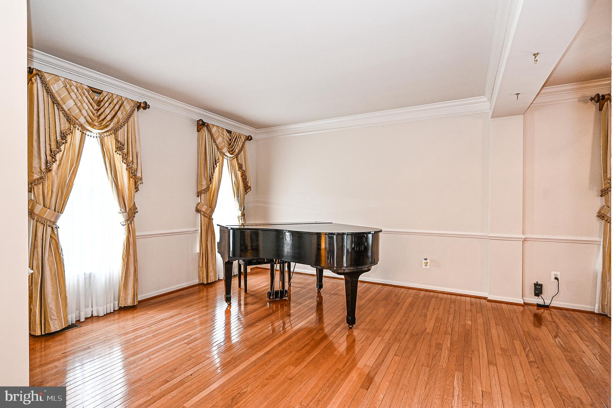 MIDDLETON FARM - Residential