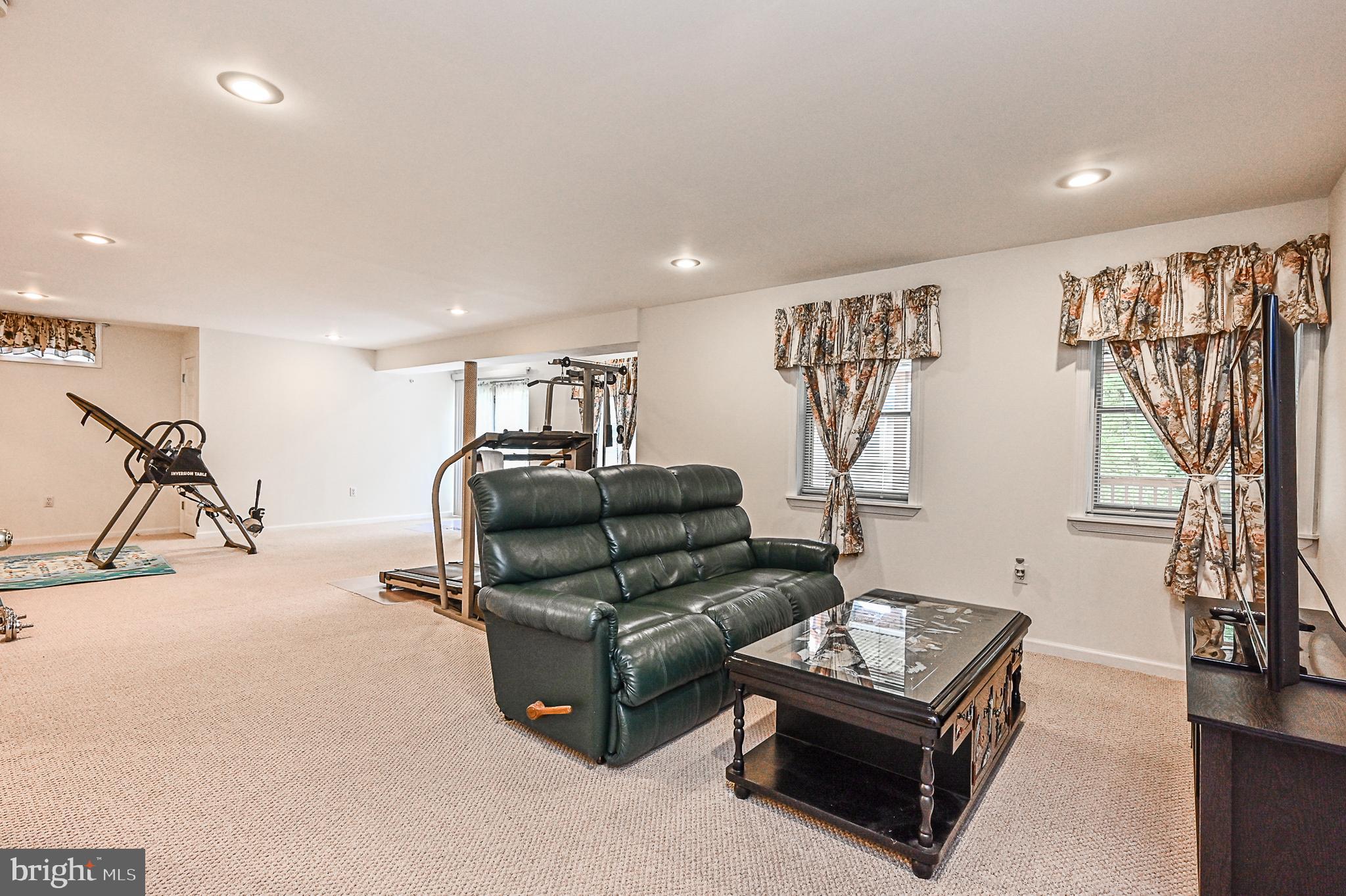 MIDDLETON FARM - Residential