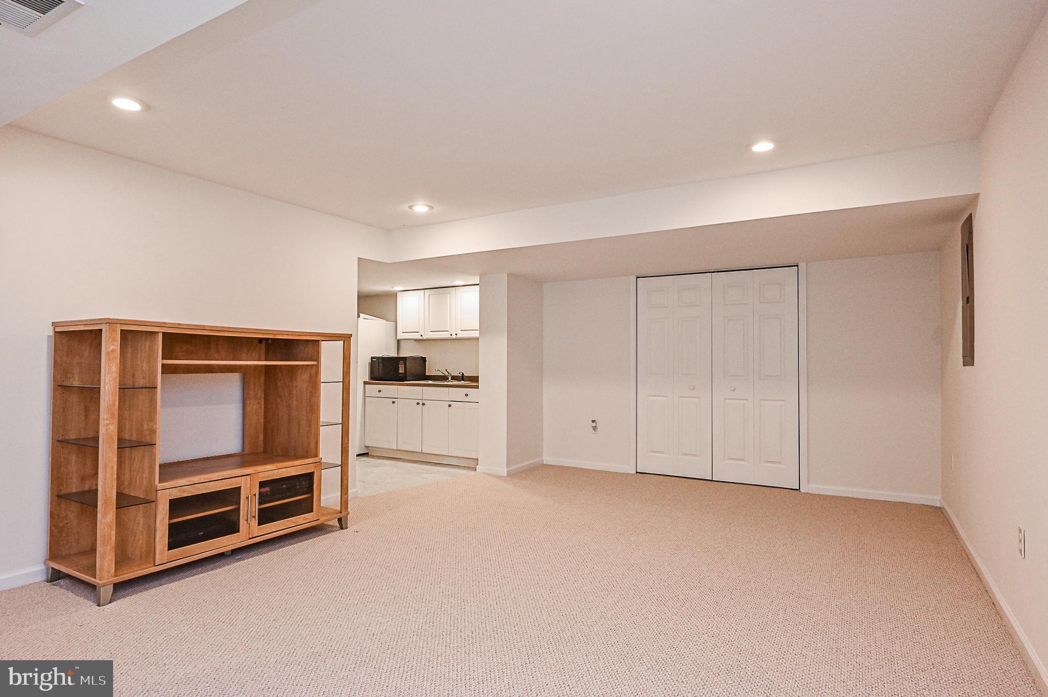 MIDDLETON FARM - Residential