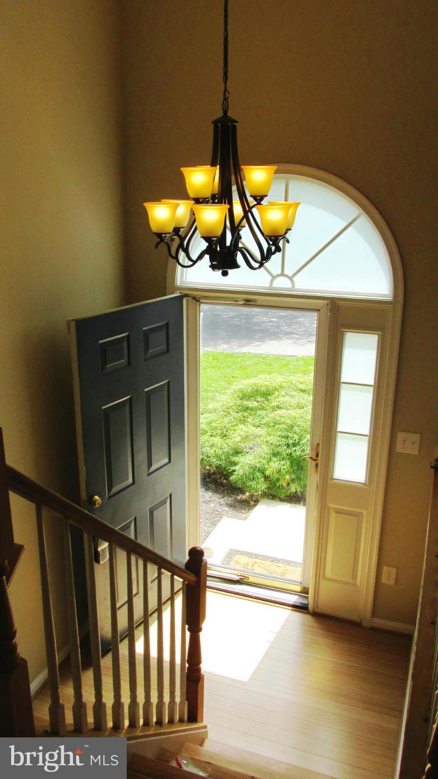 WOODLAND BEACH - Residential Lease