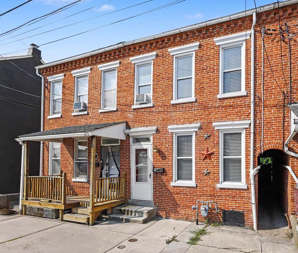 Photo of 28 N 6th Street, COLUMBIA, PA 17512 (MLS # PALA2092632)