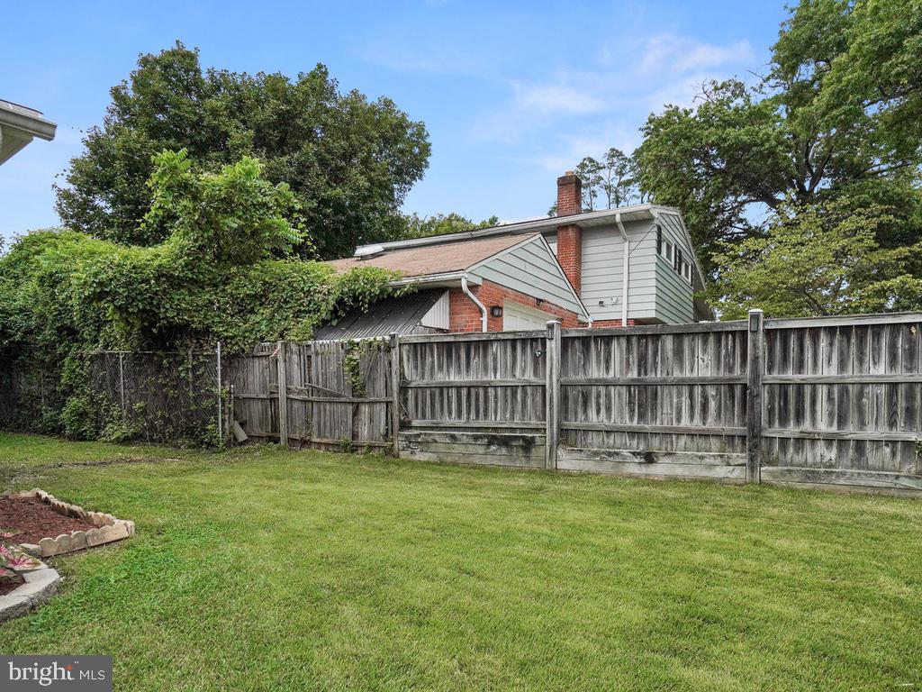 ROYAL VIEW - Residential