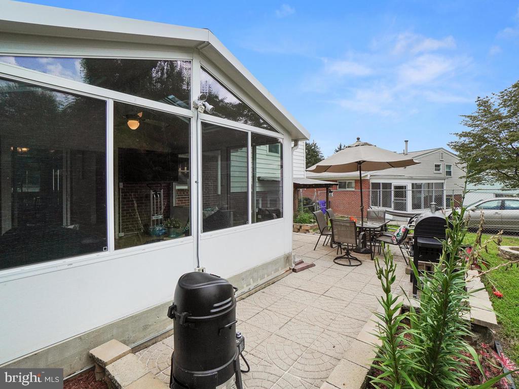 ROYAL VIEW - Residential