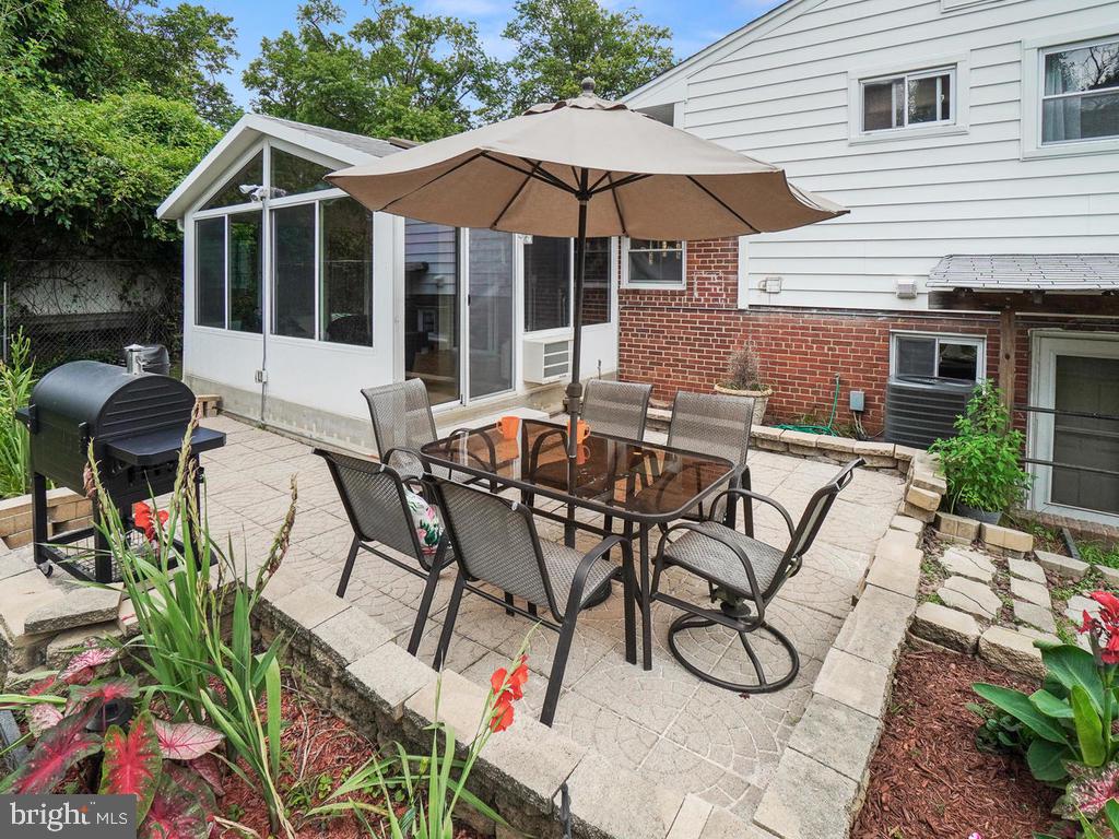 ROYAL VIEW - Residential