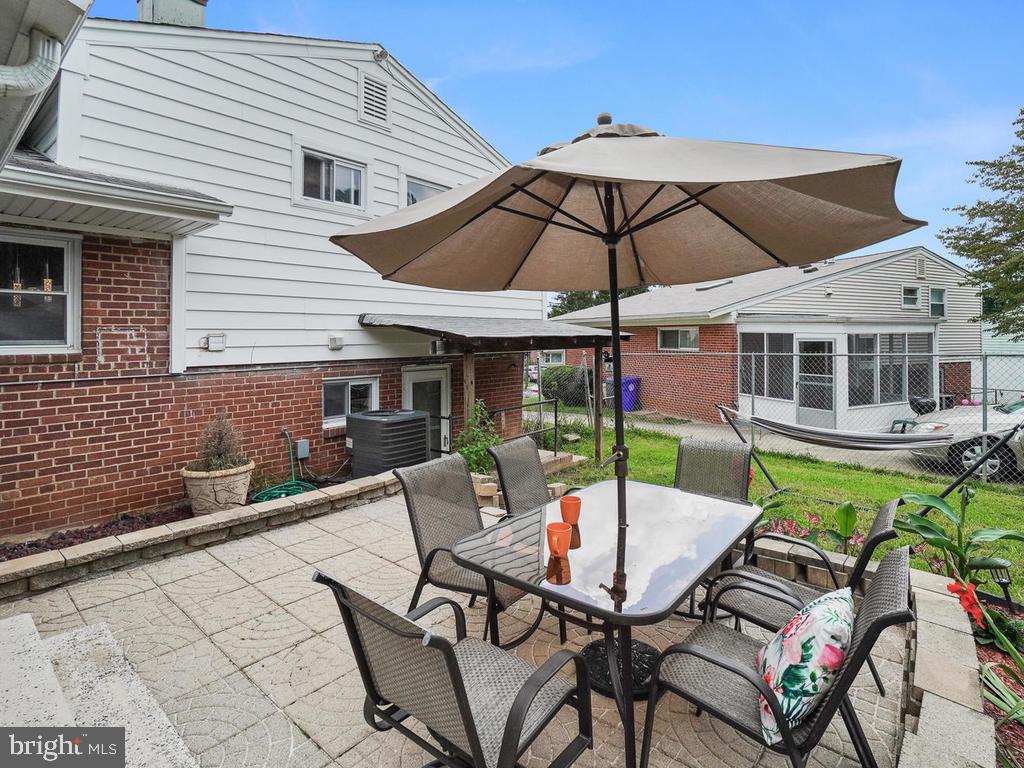 ROYAL VIEW - Residential