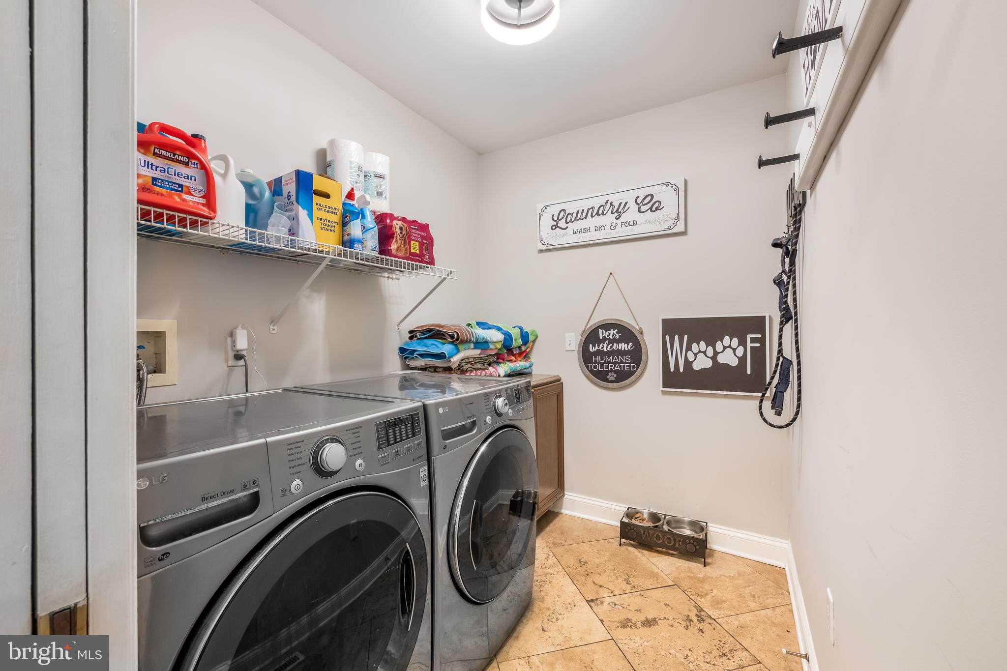 HUNTERS RIDGE - Residential