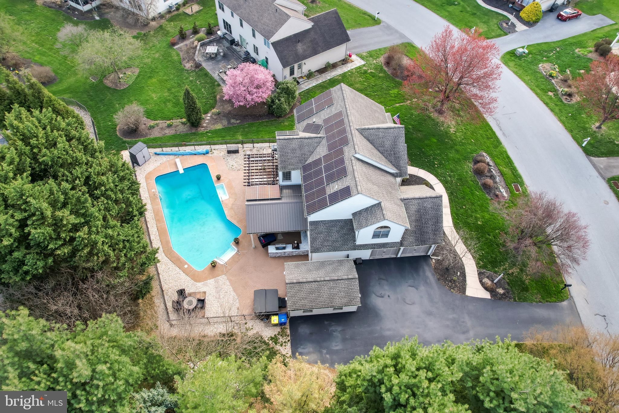 HUNTERS RIDGE - Residential