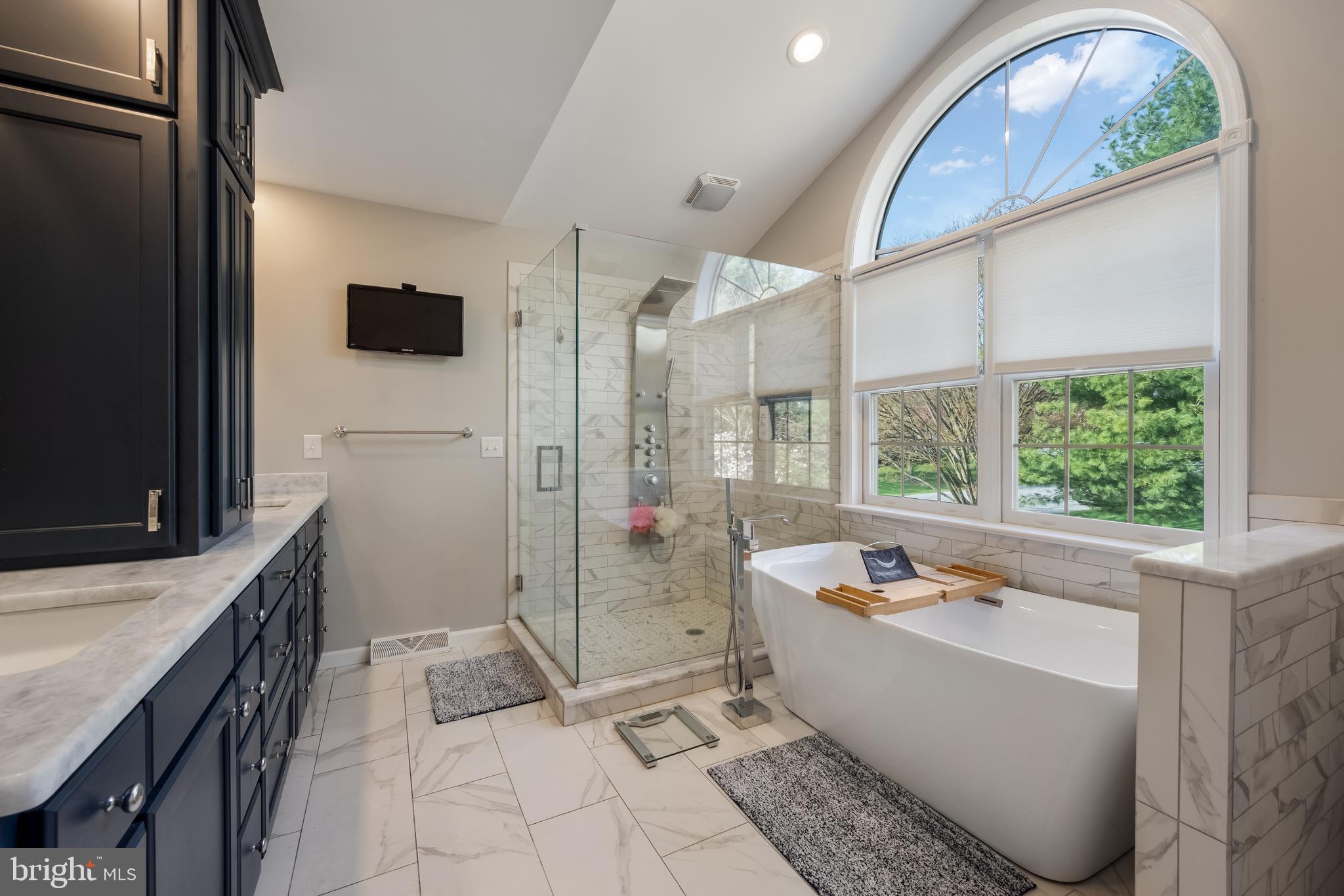 HUNTERS RIDGE - Residential