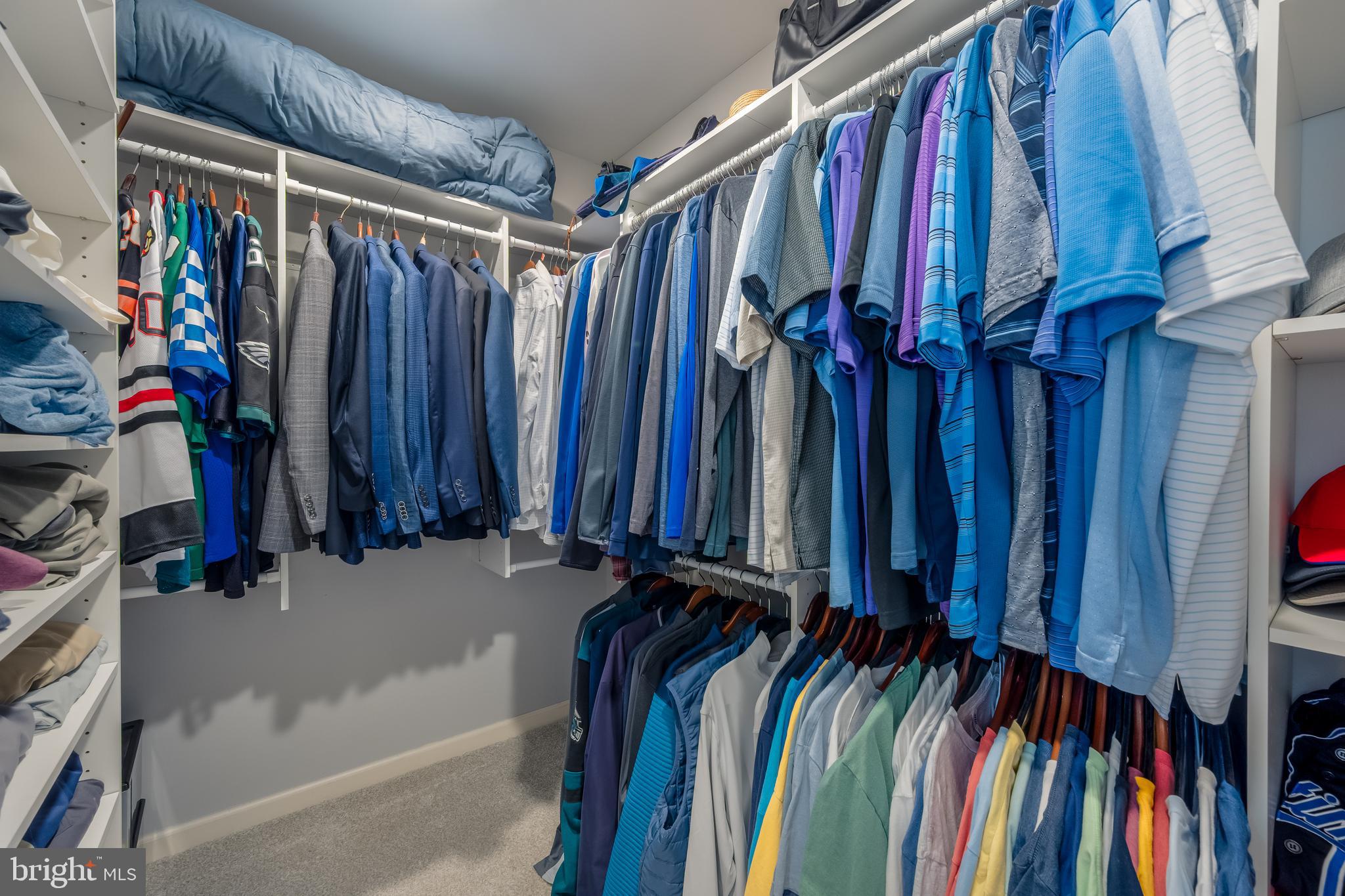 HUNTERS RIDGE - Residential