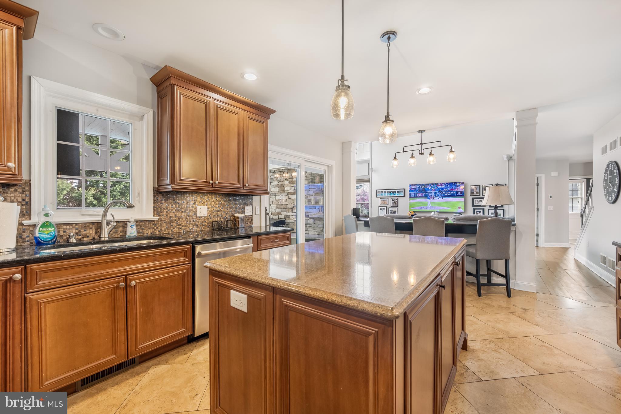 HUNTERS RIDGE - Residential