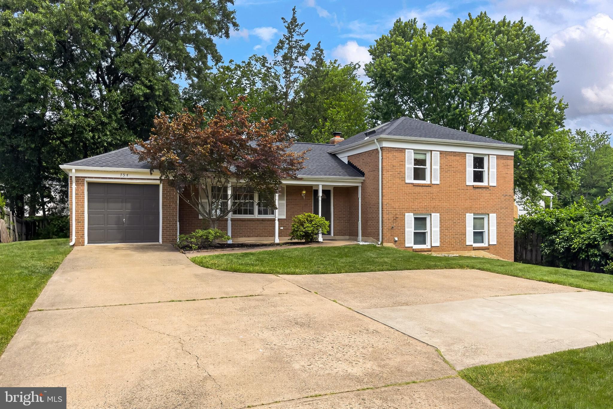 754 BARBARALYNN PLACE