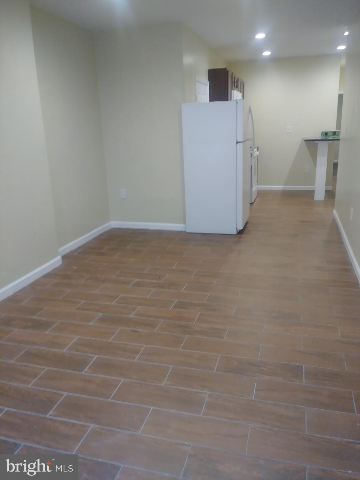 522 W WESTMORELAND STREET