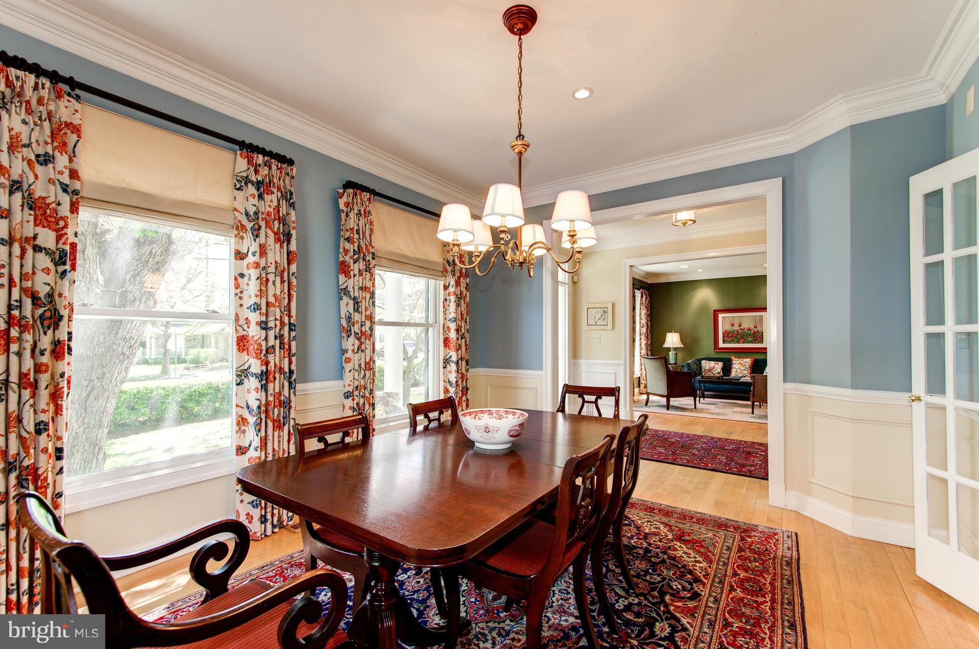 CHEVY CHASE - Residential