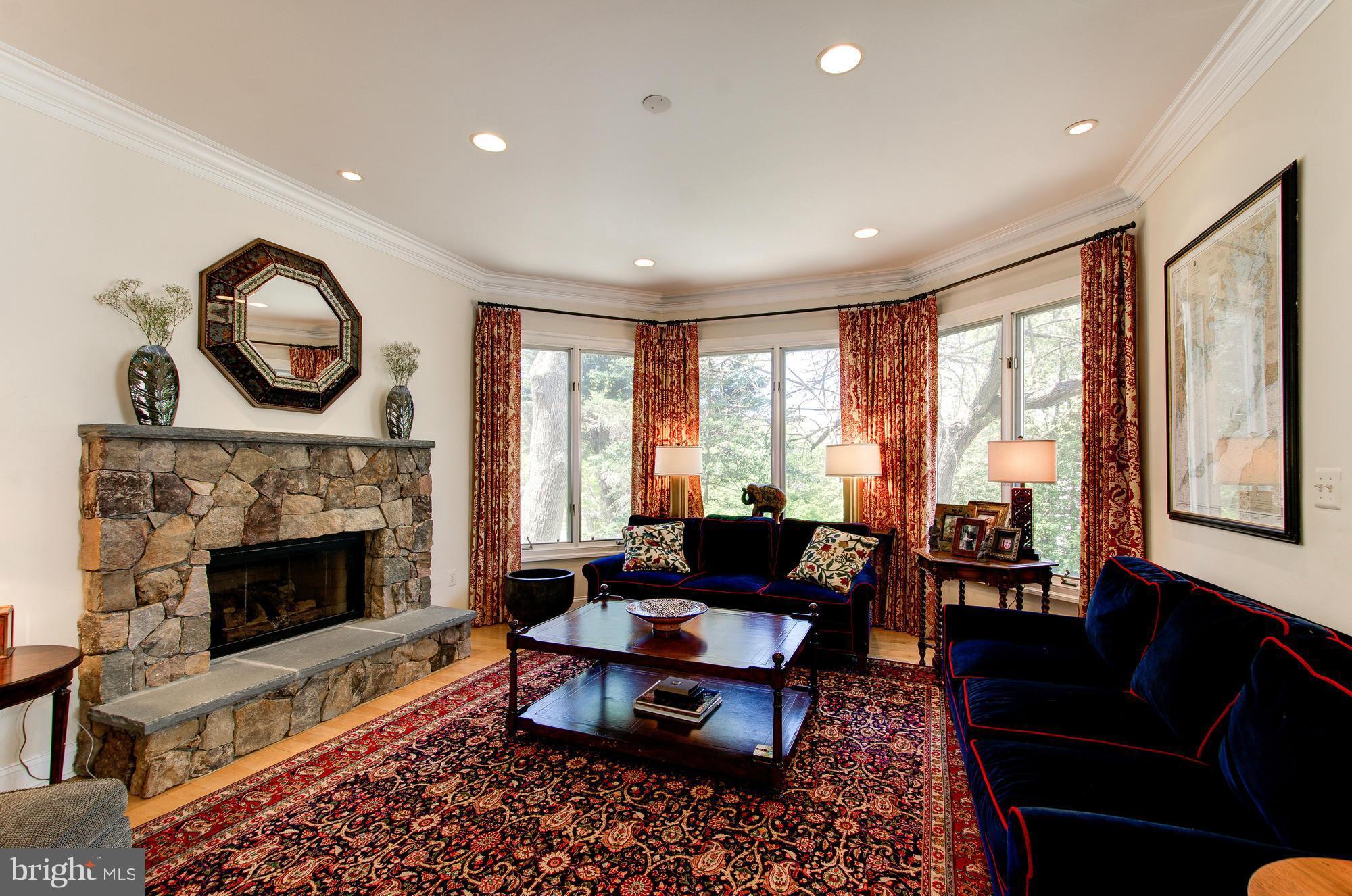 CHEVY CHASE - Residential