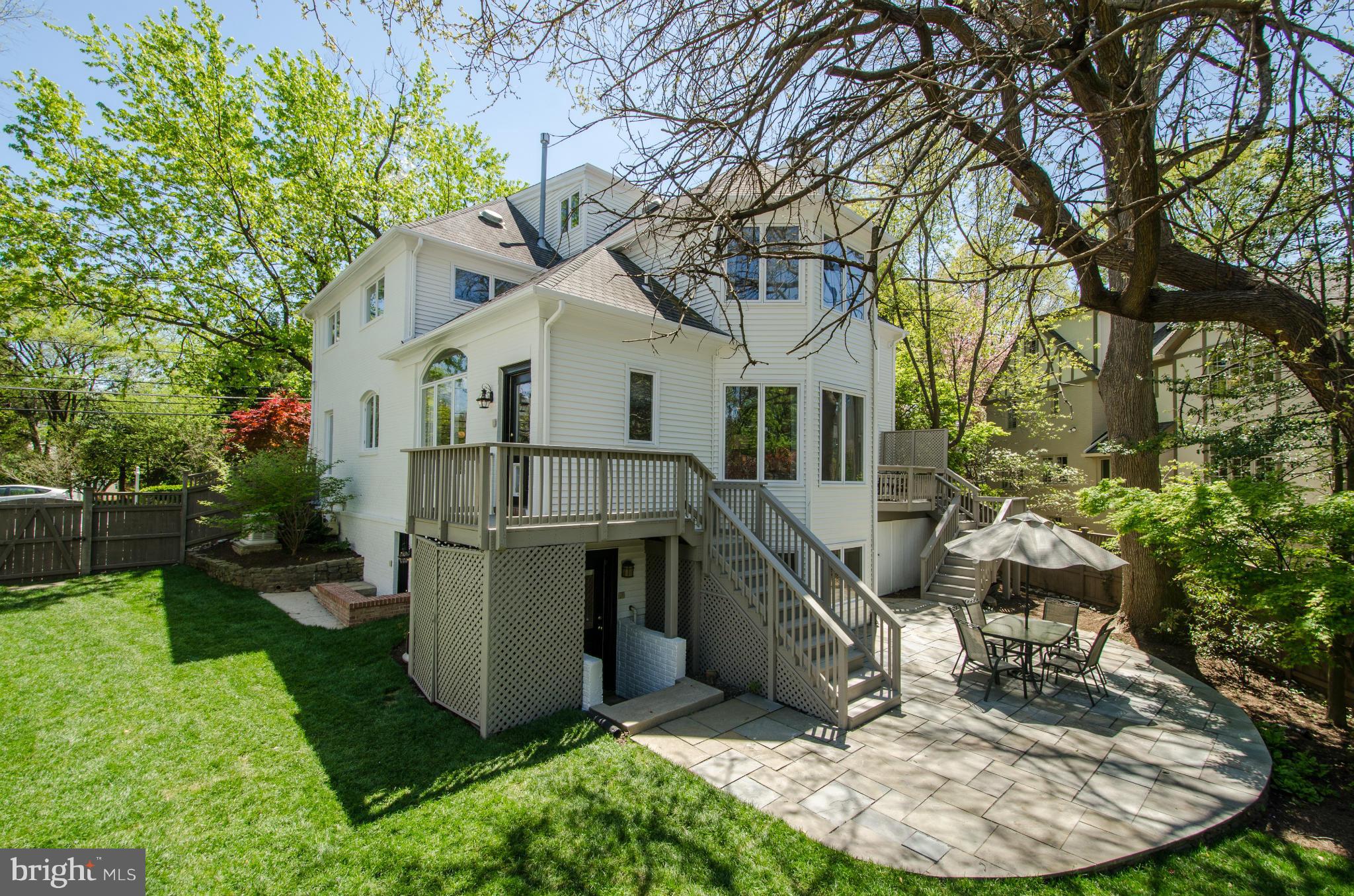 CHEVY CHASE - Residential