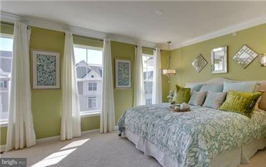 POTOMAC CREST - Residential Lease