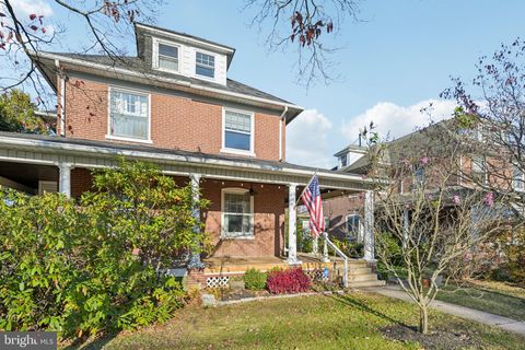 625 DERSTINE AVENUE LANSDALE PA 19446