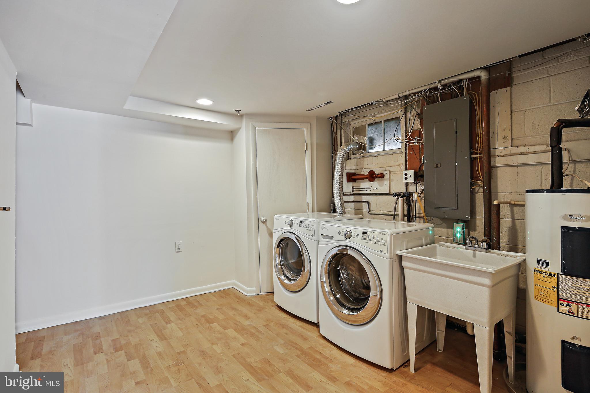 ALLVIEW ESTATES - Residential