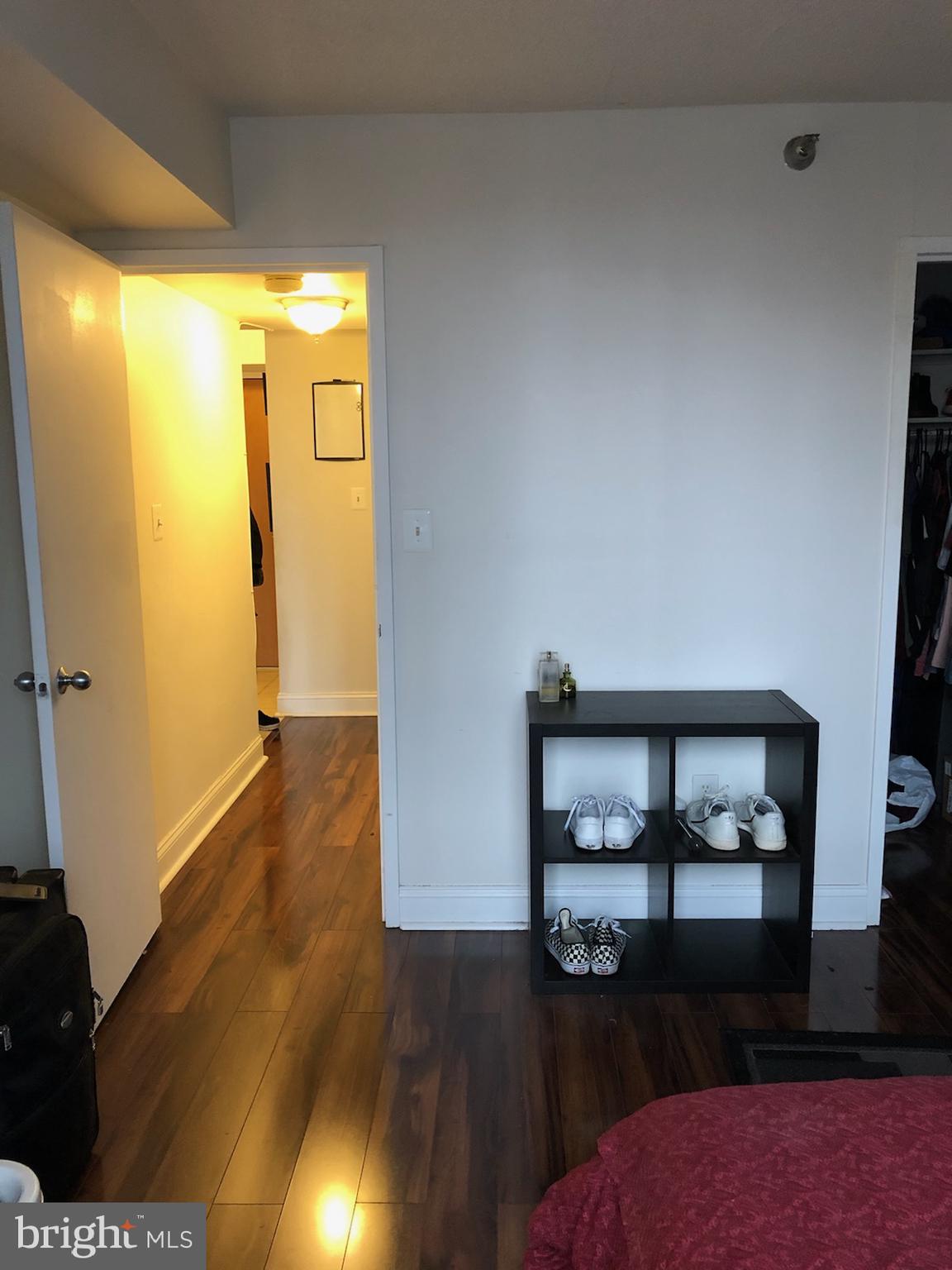 ENCORE OF MCLEAN - Residential Lease