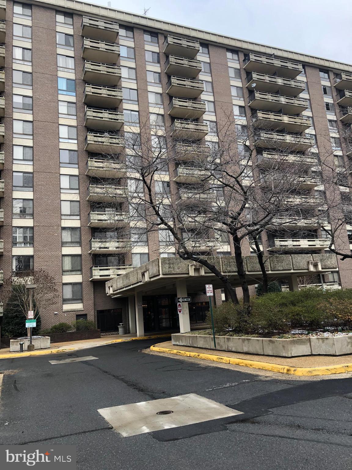 ENCORE OF MCLEAN - Residential Lease