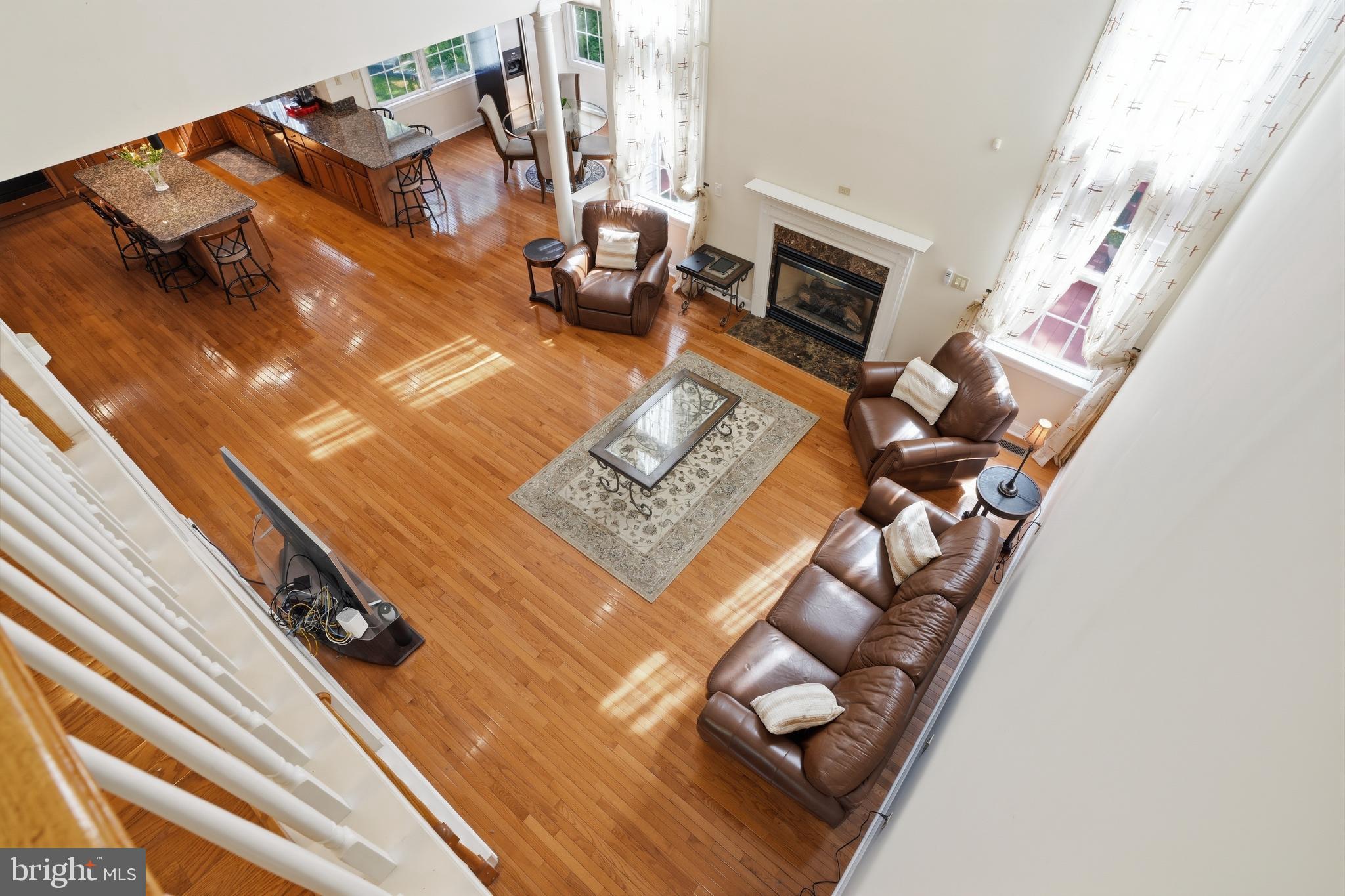CRESPO ESTATES - Residential