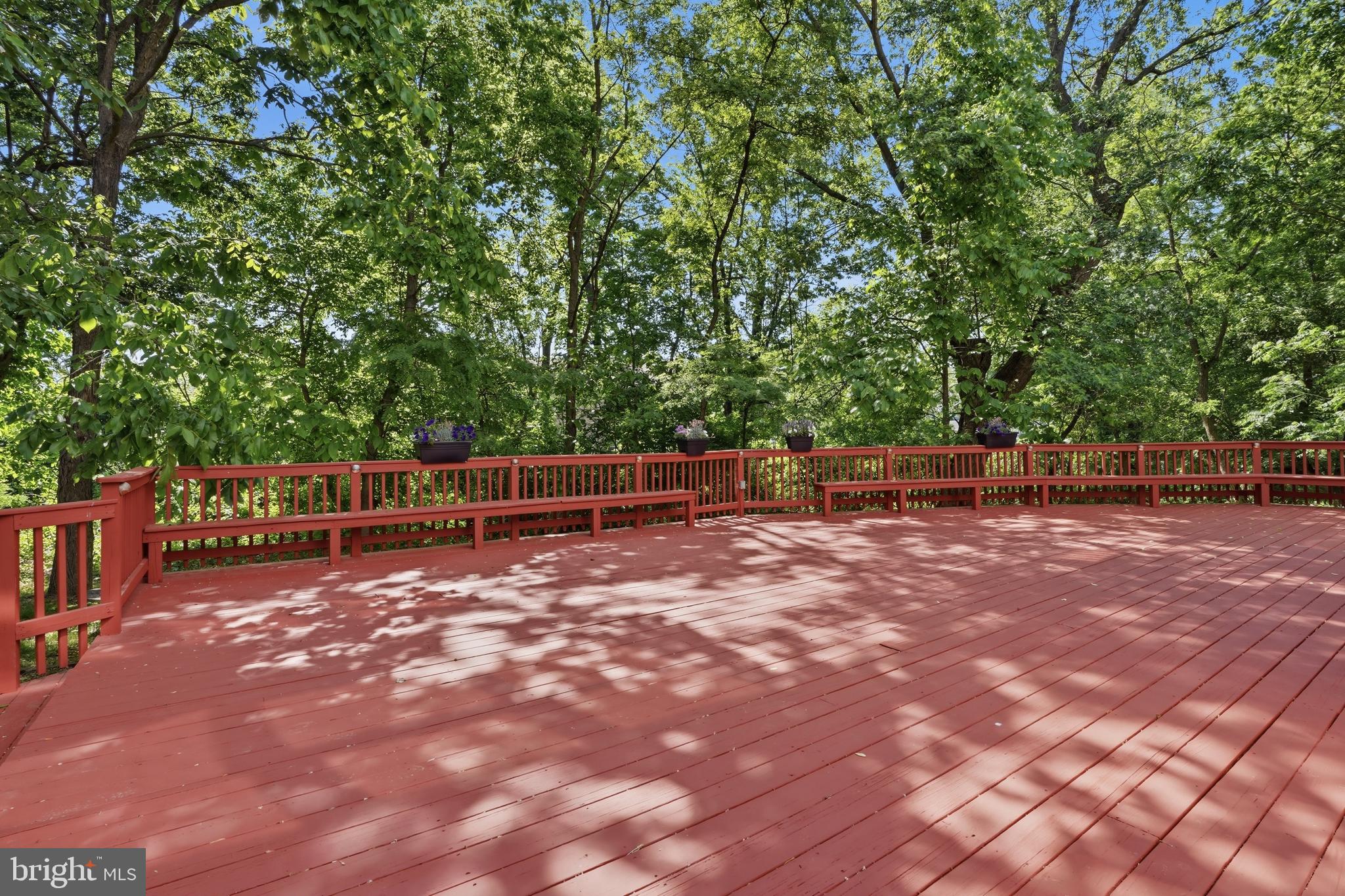 CRESPO ESTATES - Residential