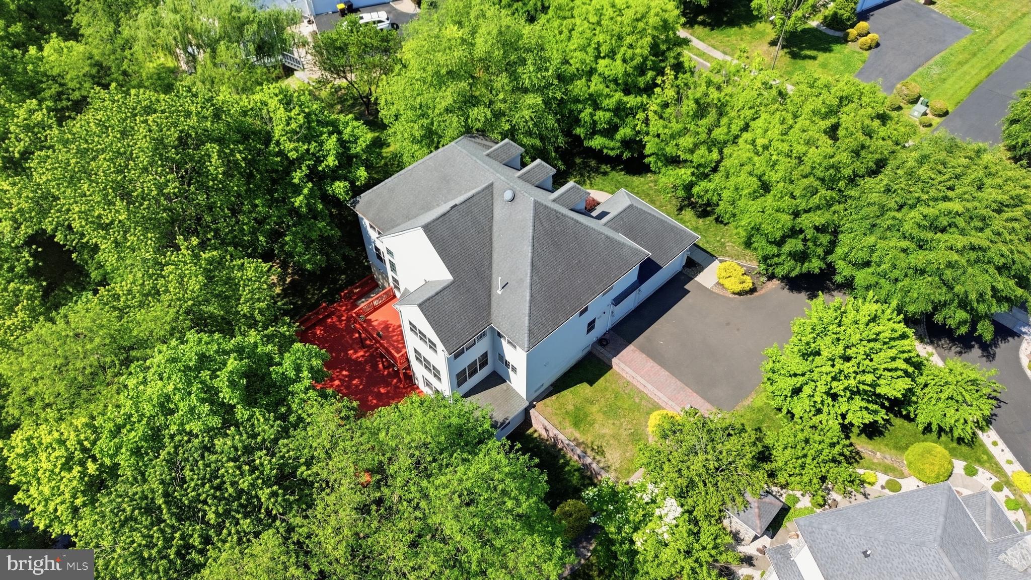 CRESPO ESTATES - Residential