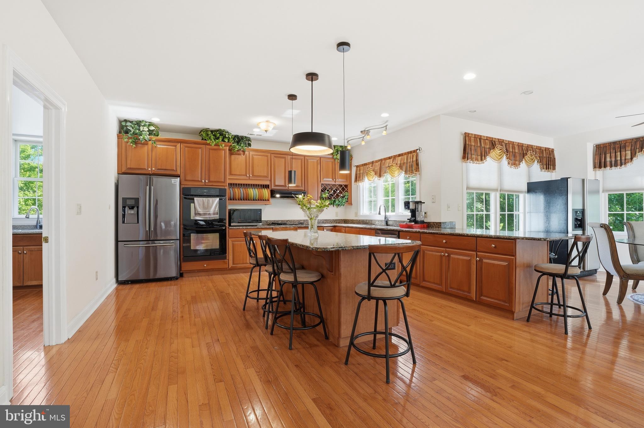 CRESPO ESTATES - Residential