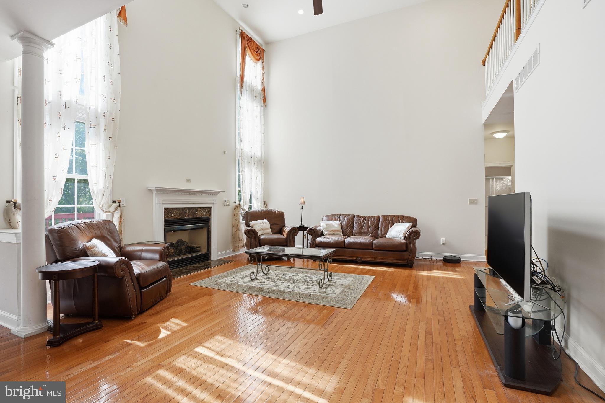 CRESPO ESTATES - Residential