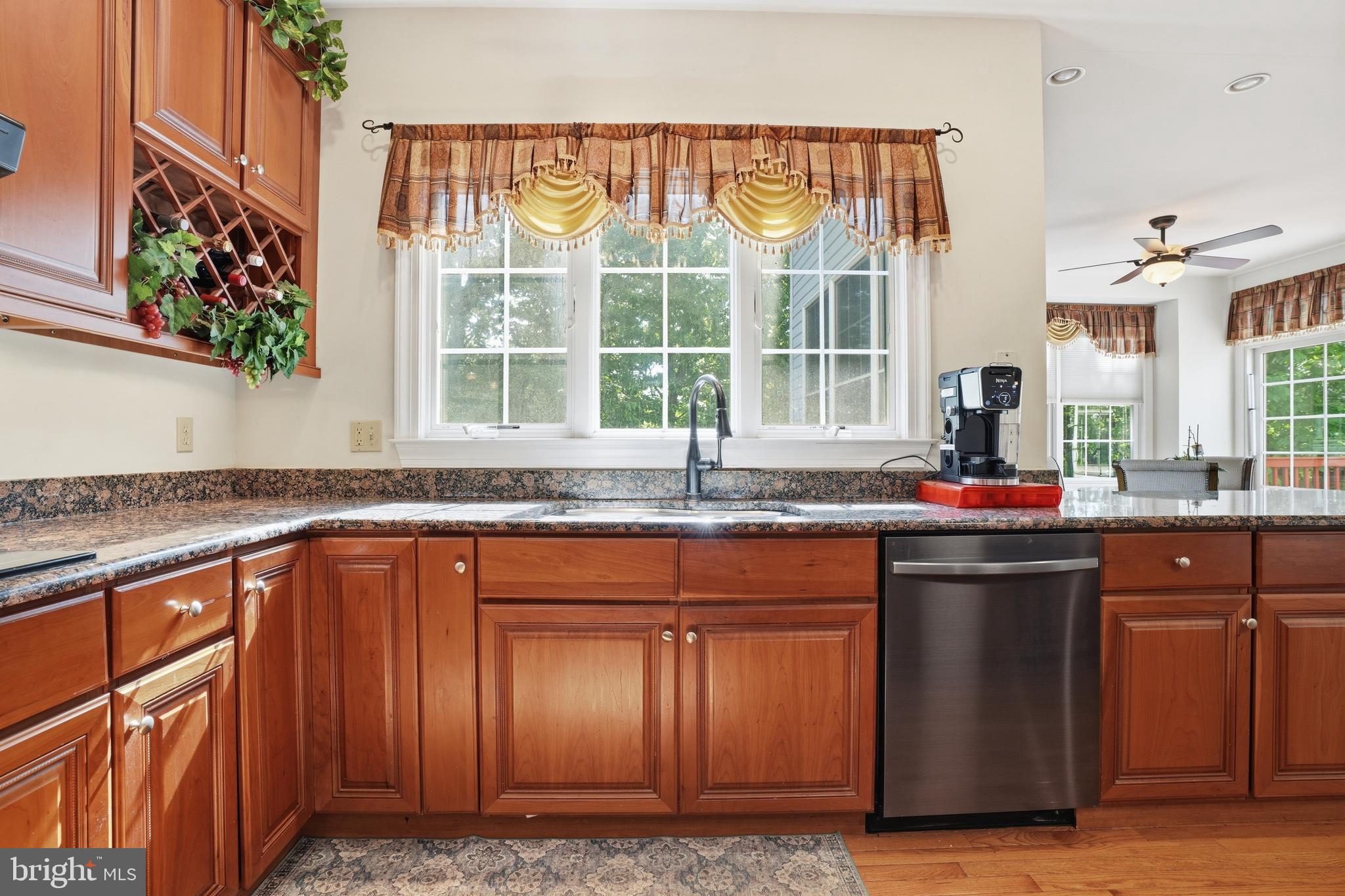CRESPO ESTATES - Residential
