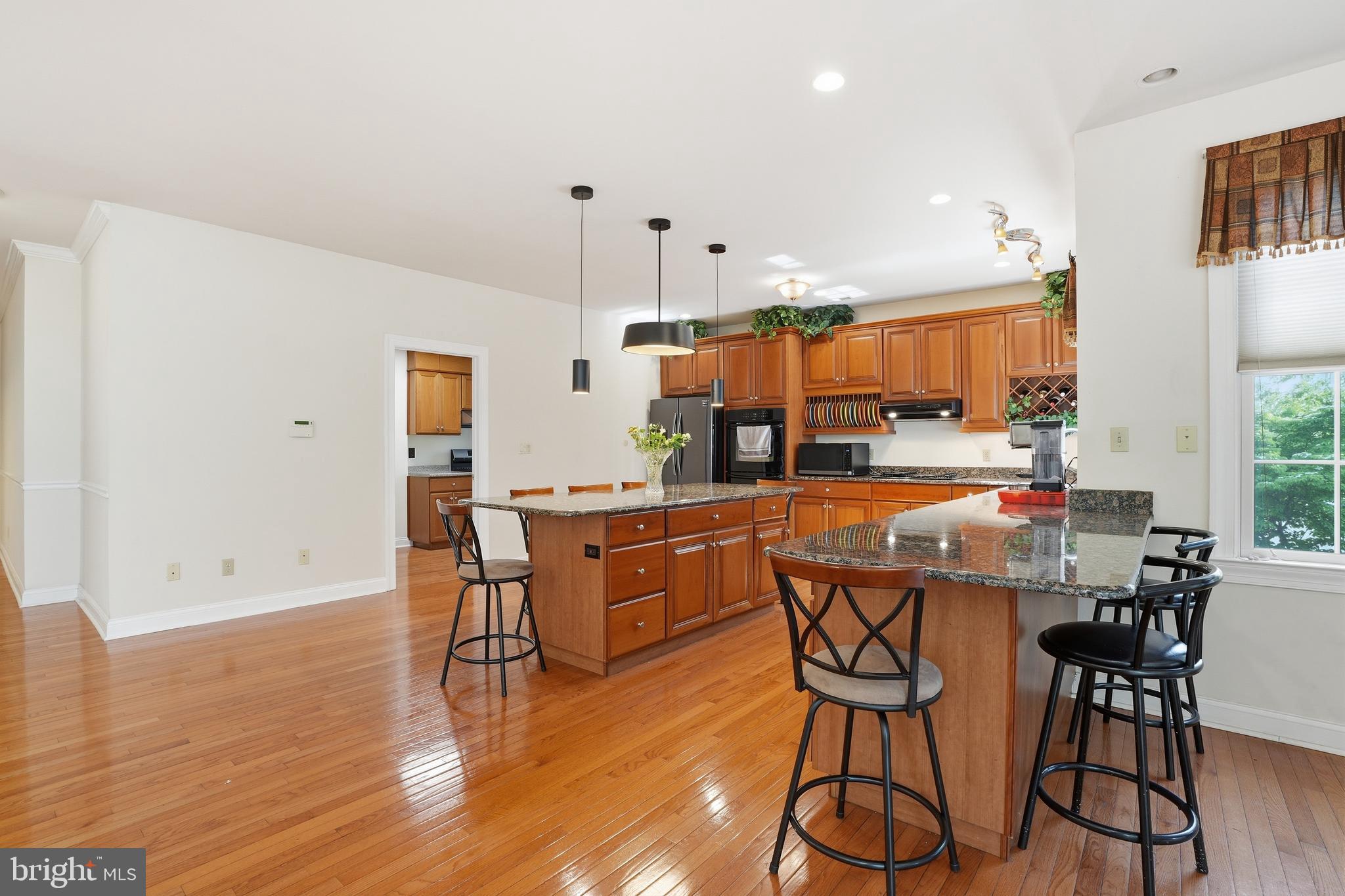 CRESPO ESTATES - Residential