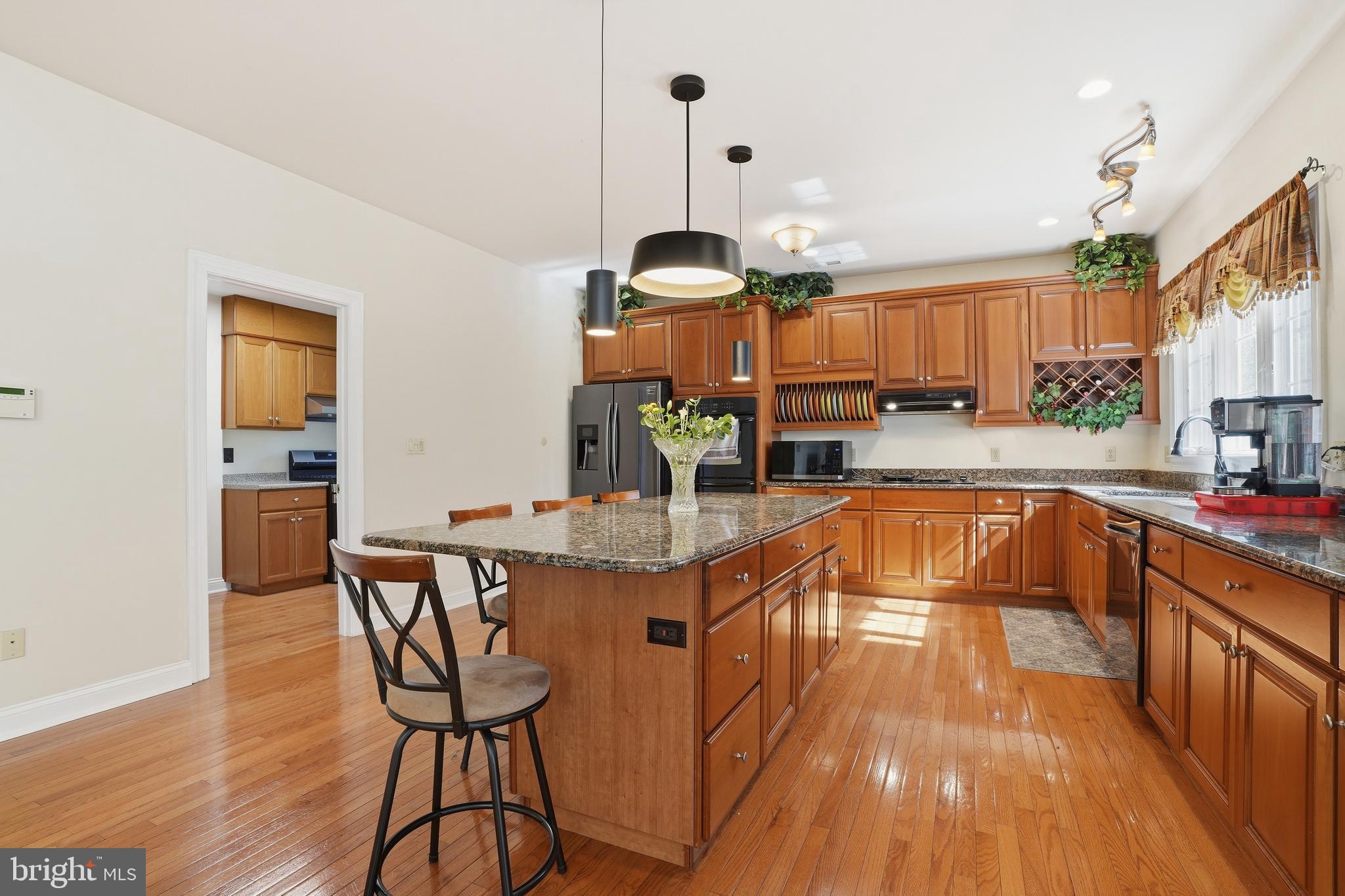 CRESPO ESTATES - Residential