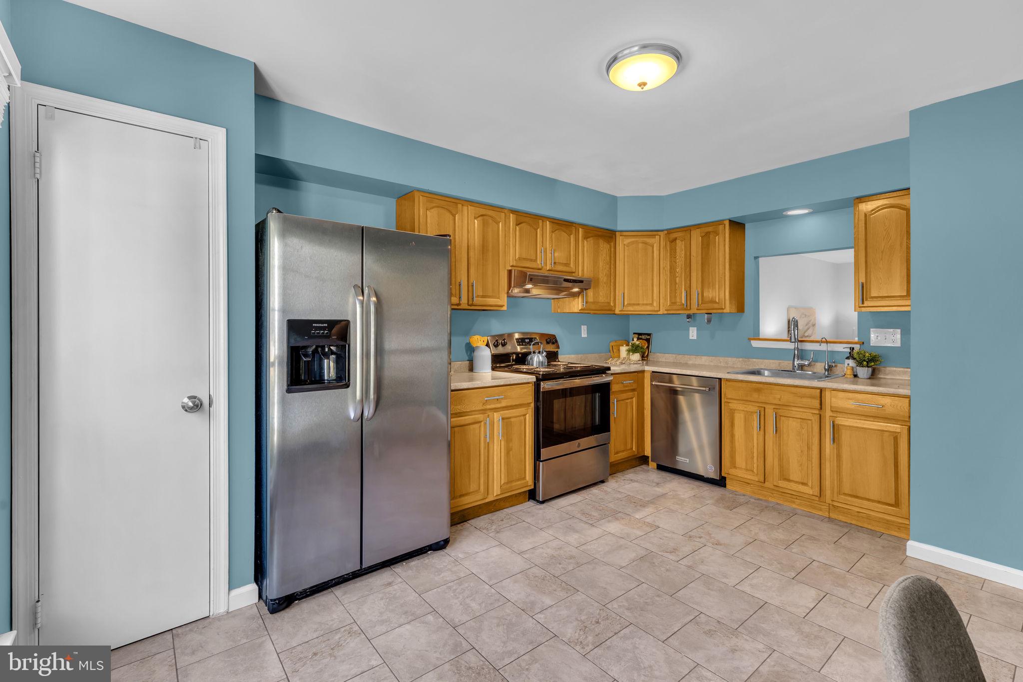 4777 LEYDEN WAY