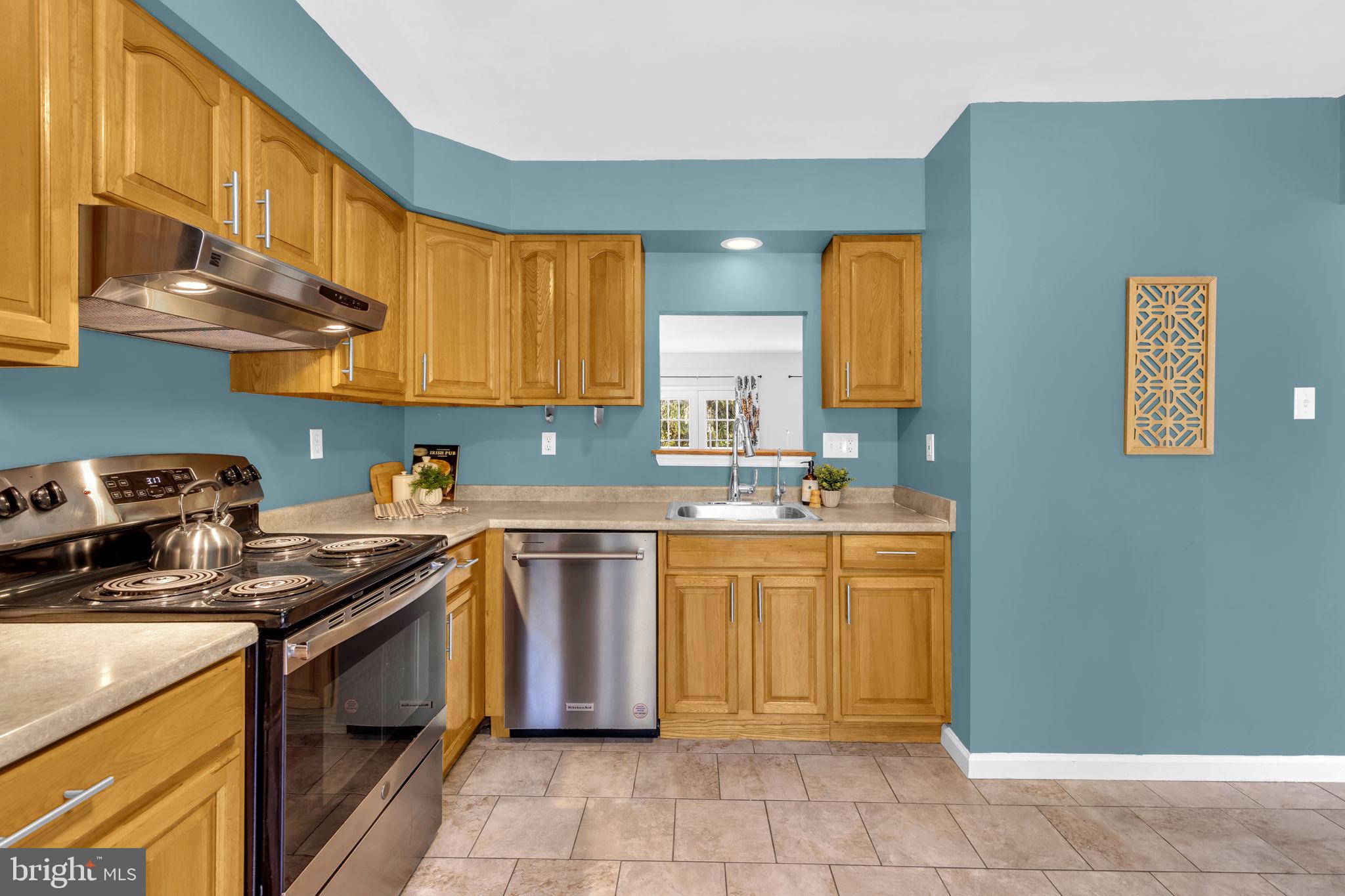 4777 LEYDEN WAY
