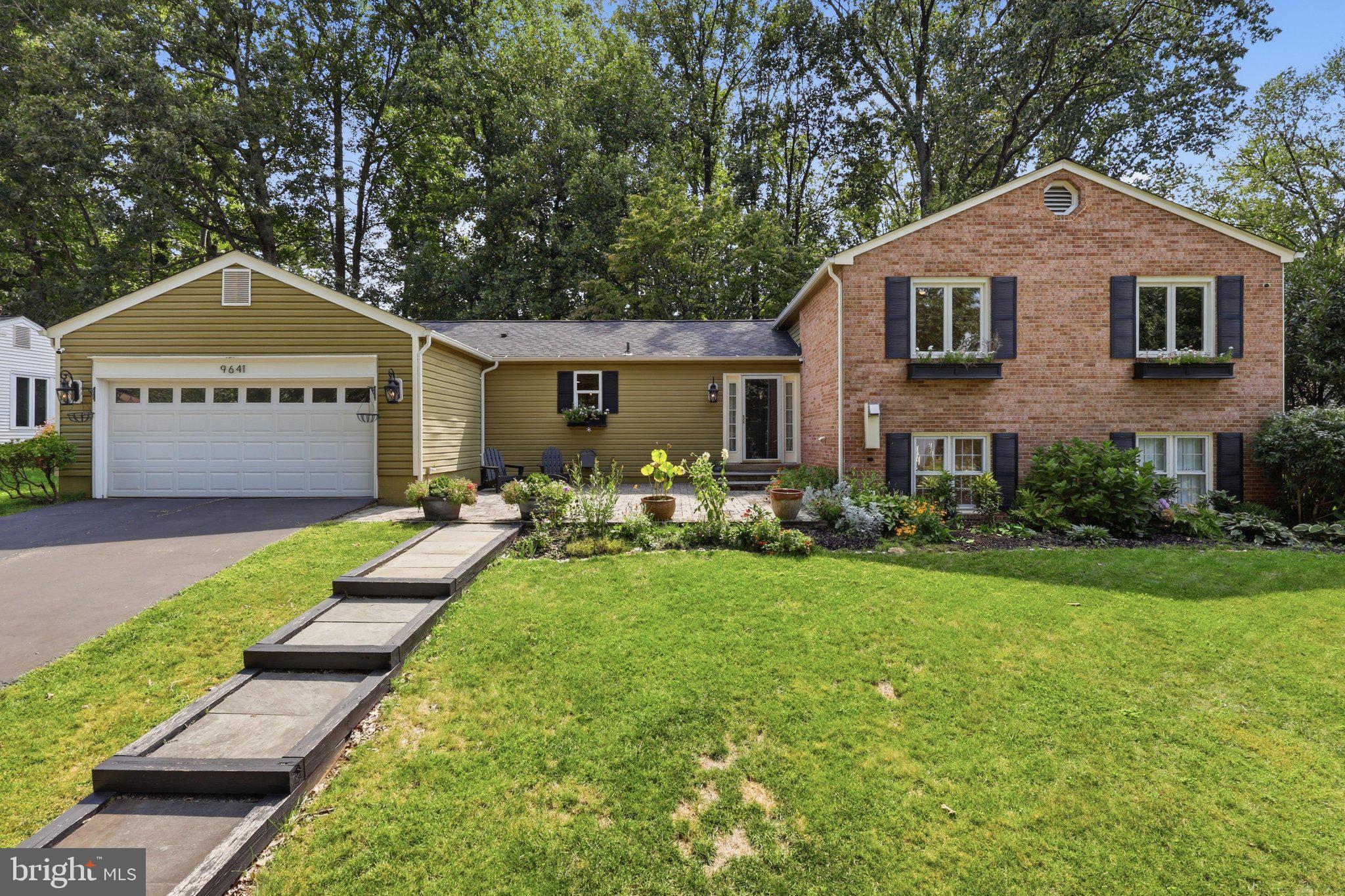 9641 CINNAMON CREEK DRIVE