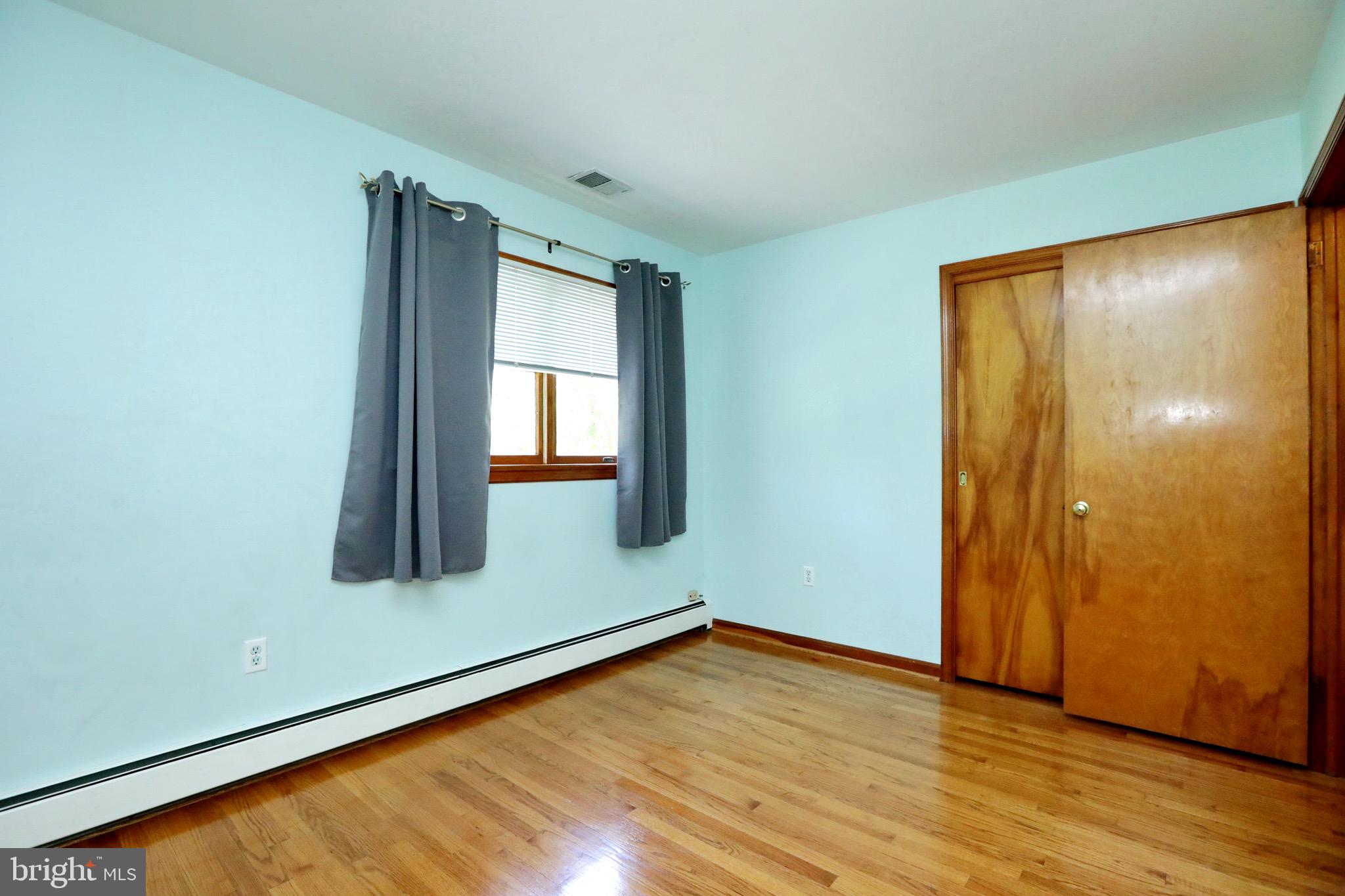 BROCK HALL MANOR - Residential