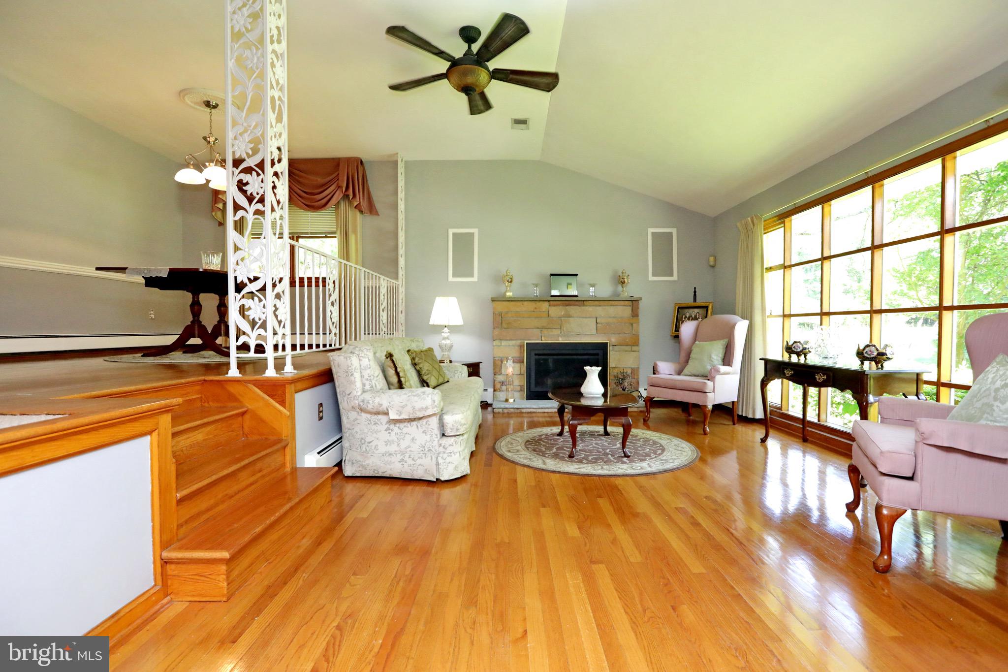 BROCK HALL MANOR - Residential