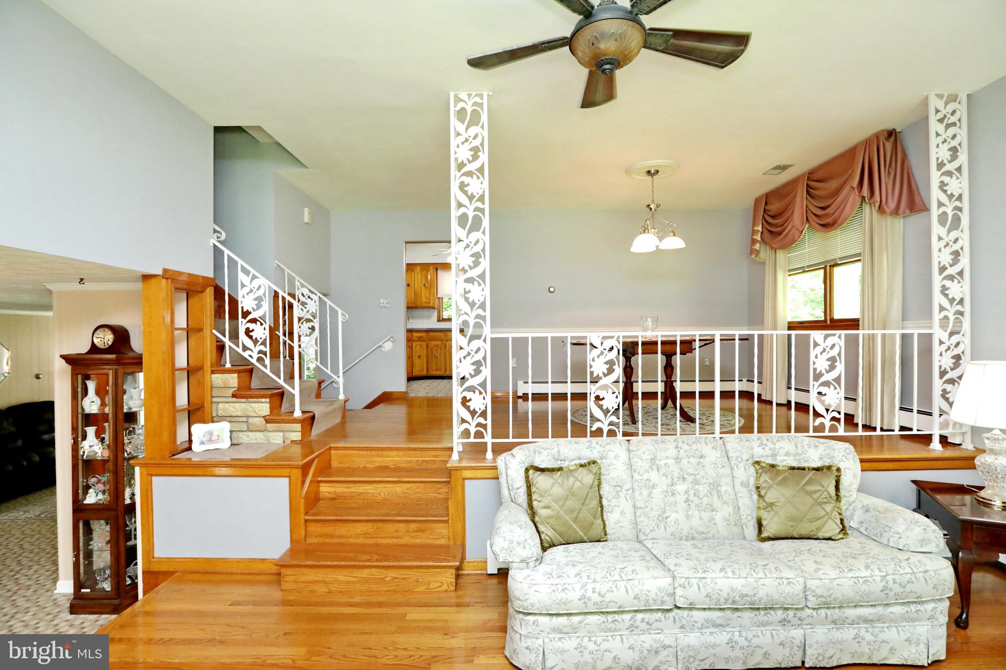 BROCK HALL MANOR - Residential