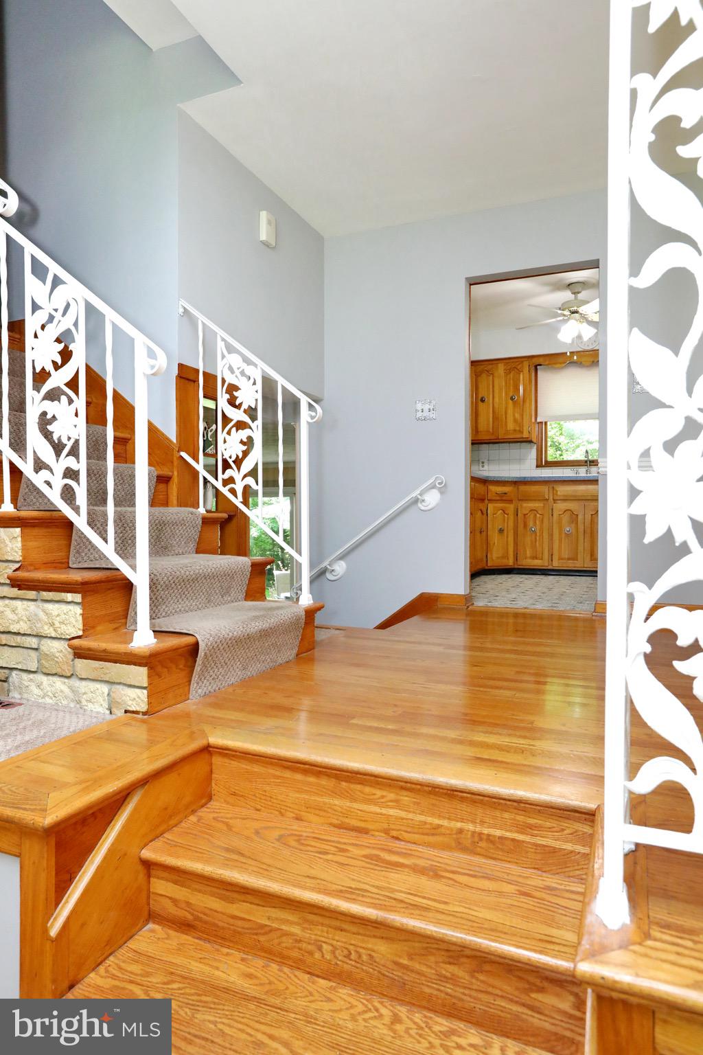 BROCK HALL MANOR - Residential