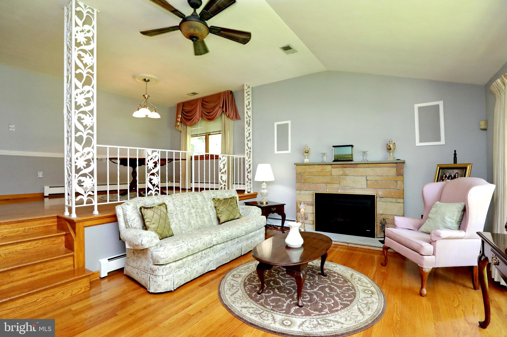 BROCK HALL MANOR - Residential