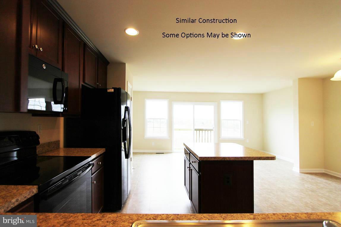 RIVERSIDE VILLAGES - Residential