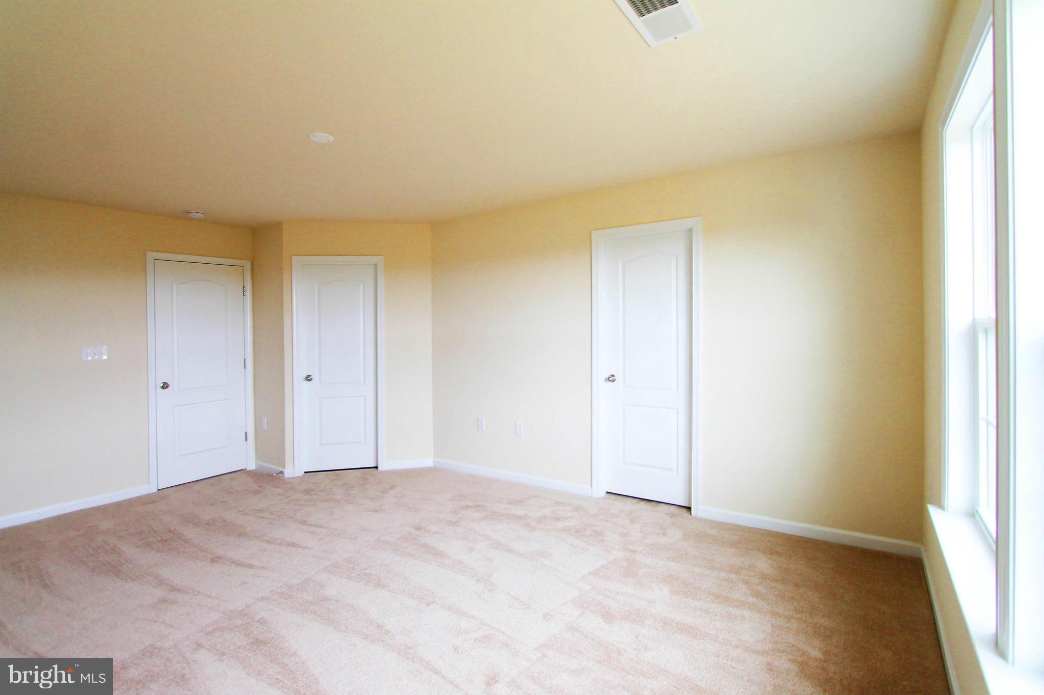 RIVERSIDE VILLAGES - Residential