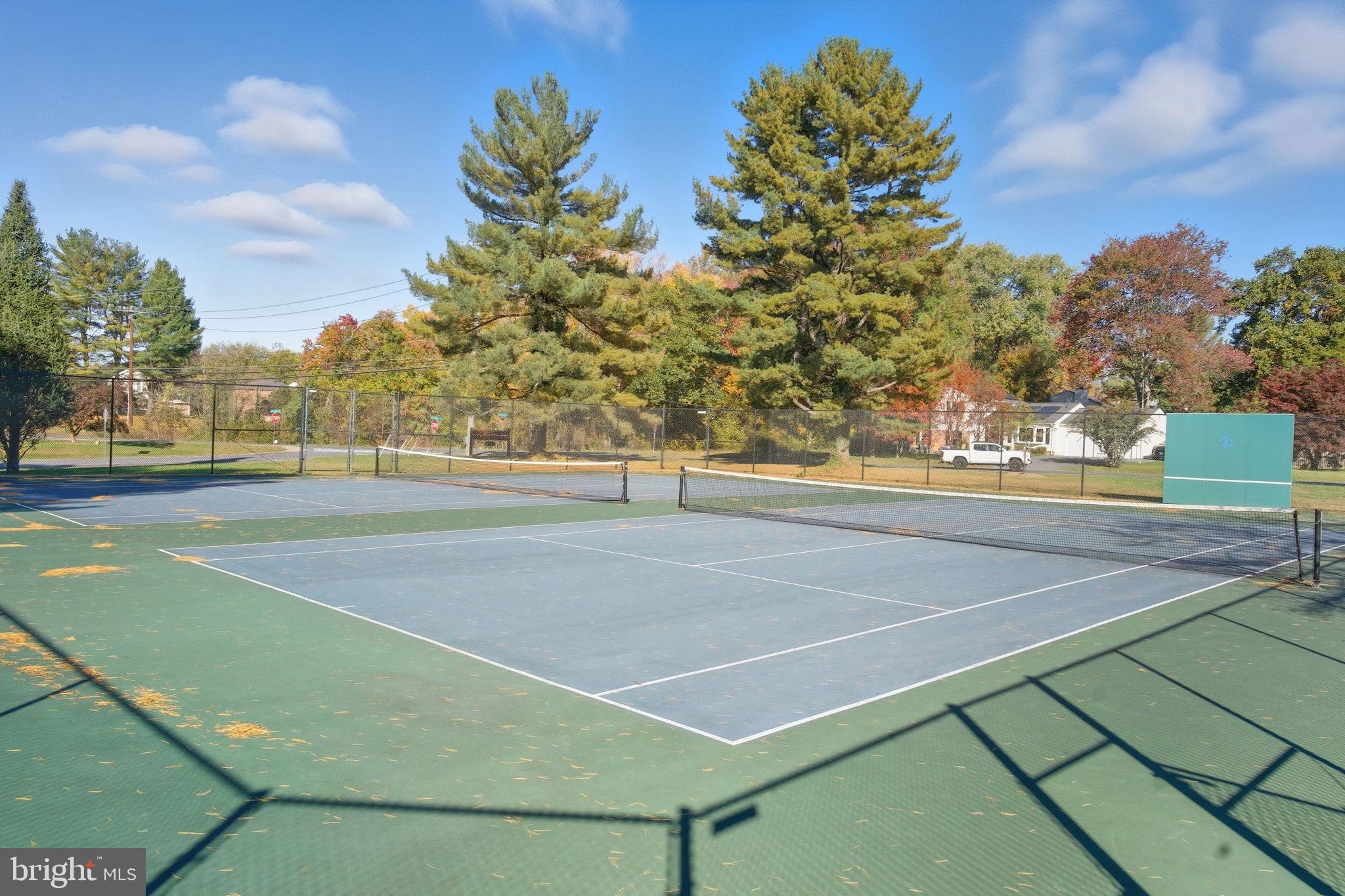 BRIARS ACRES - Residential