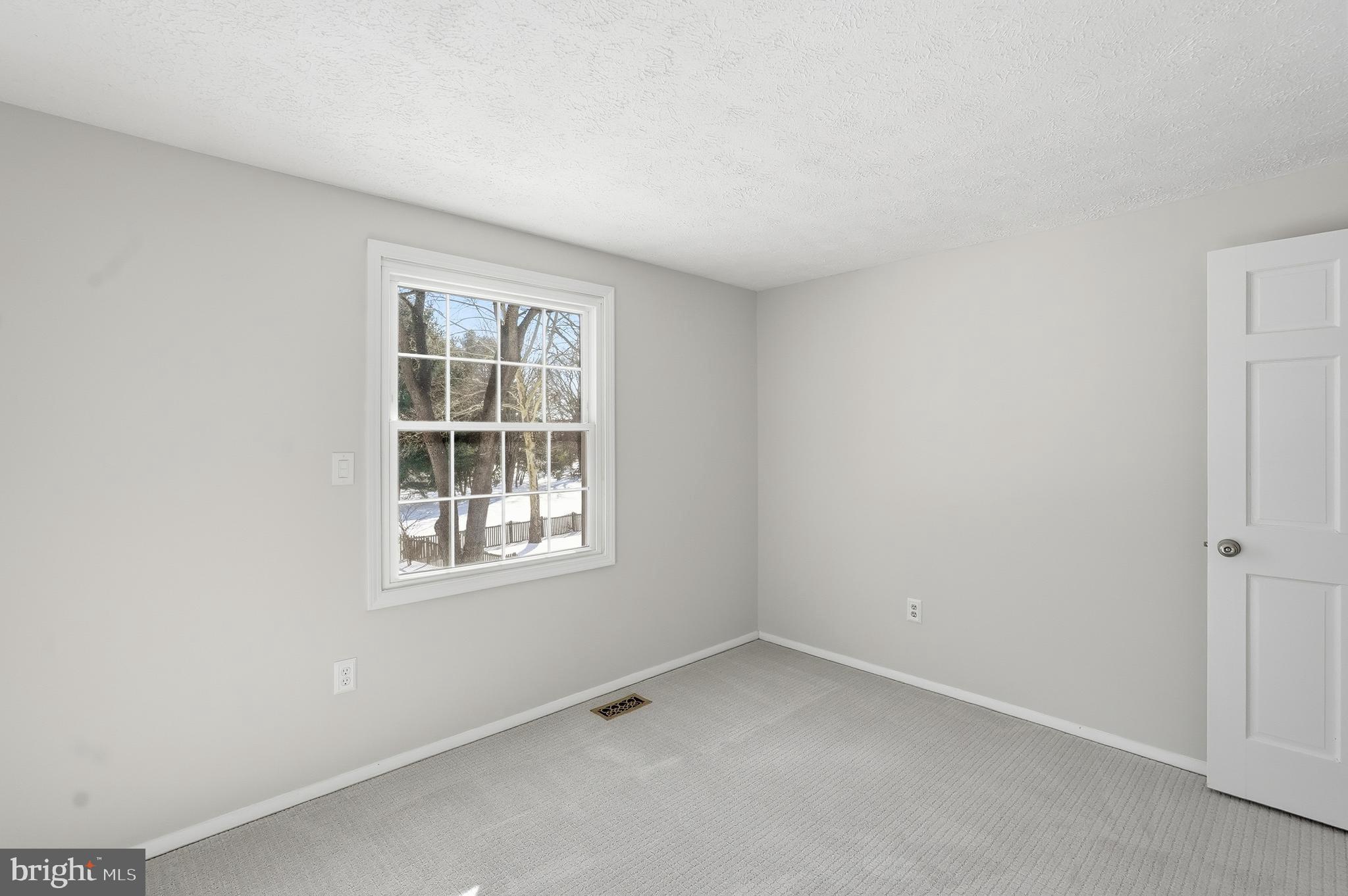 BRIARS ACRES - Residential