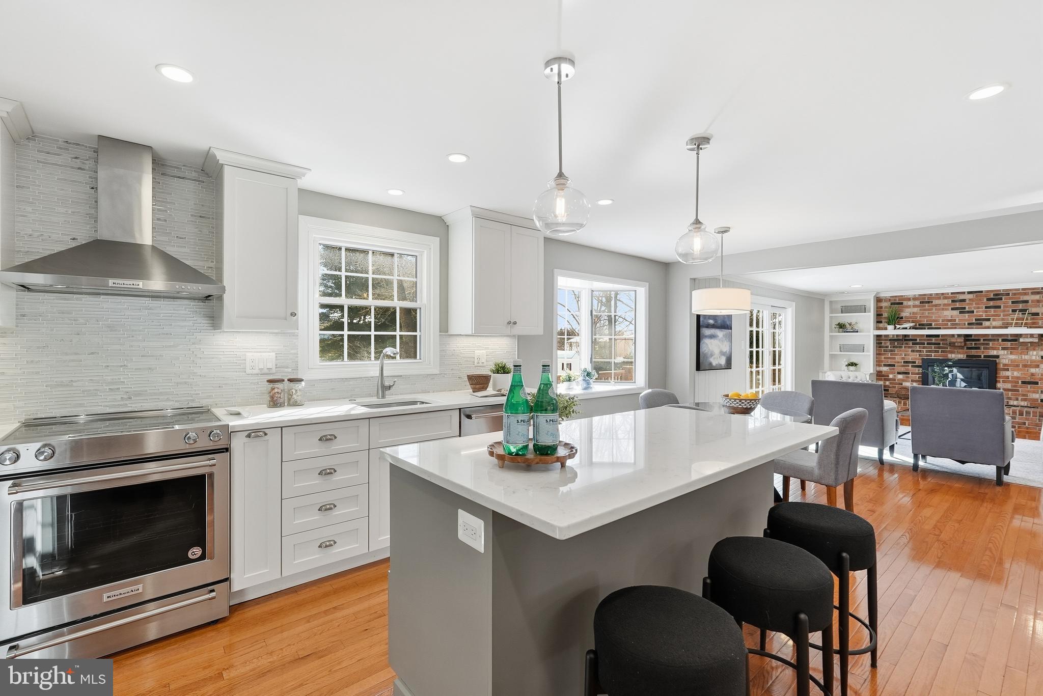 BRIARS ACRES - Residential