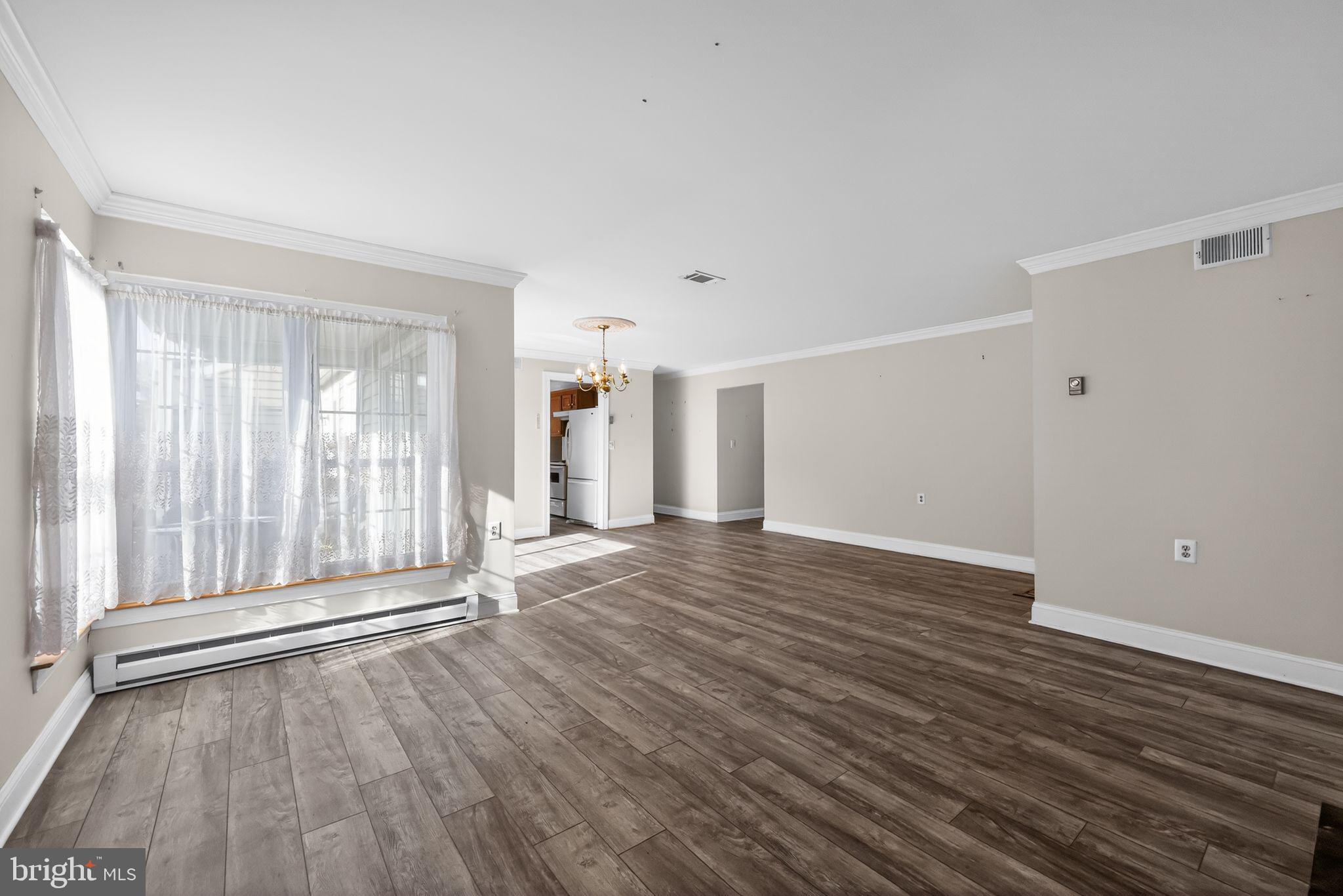 LEISURETOWNE - Residential